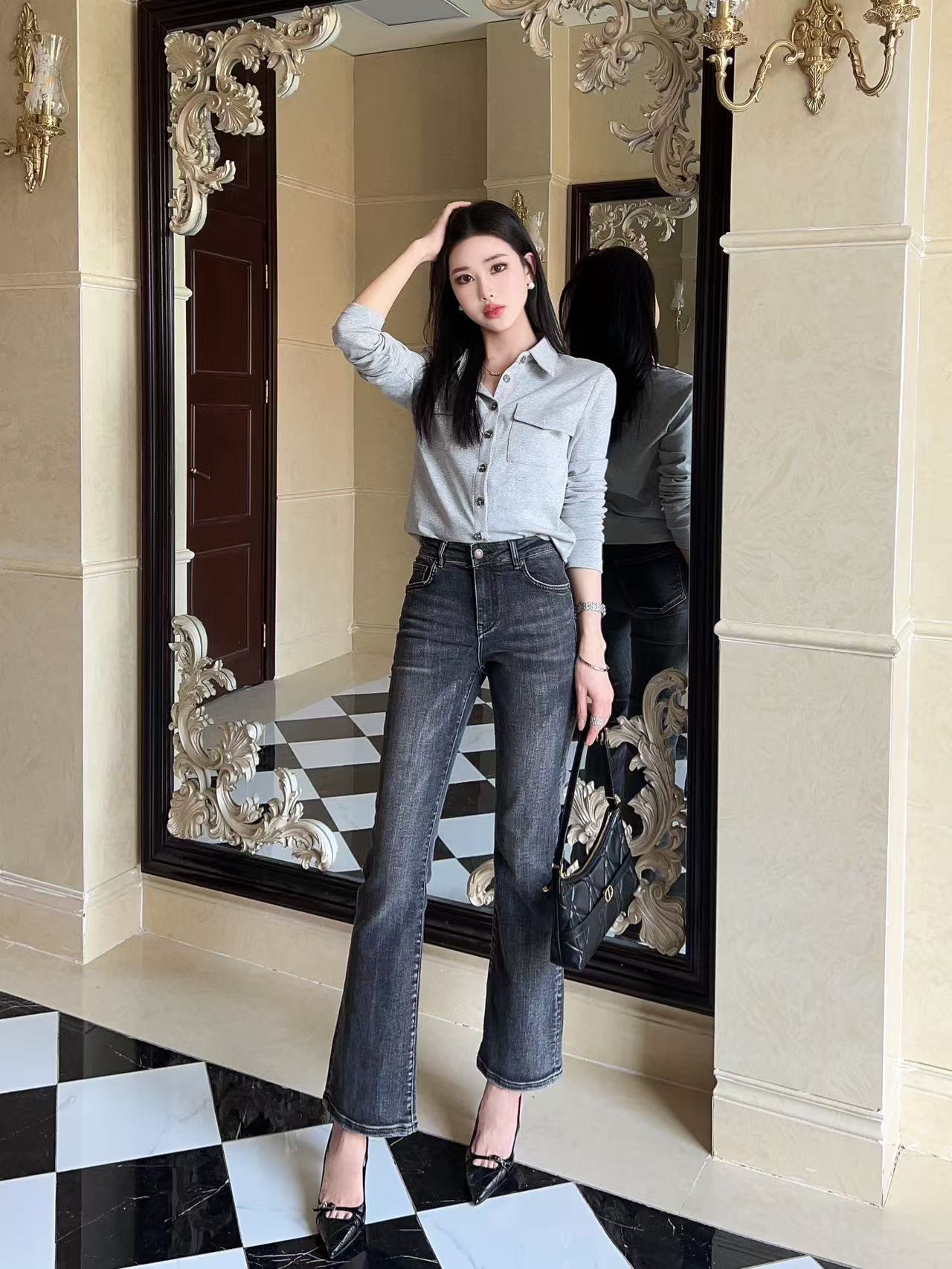NO:322918,Model number G25030683 CELIN*E new model high-end custom stretch fabric soft and comfortable!  Original logo hardware accessories, Arc de Triomphe logo embroidery logo embroidery, elastic hip lifting, slimming legs and slightly flared jeans and trousers!  Gray, 26.27.28.29.30 (28 size waist circumference 68~74 high elasticity, trousers length 95) hair, celine, jeans, alexander wang19860909款号G25030683 CELIN*E新款 高端定制弹力面料柔软舒适！原版logo五金配件、凯旋门logo刺绣徽标装饰弹力提臀瘦腿微喇牛仔裤长裤！灰色,26.27.28.29.30（28码腰围68～74高弹,裤长95）发,,celine,jeans,alexander wang,Women's clothing