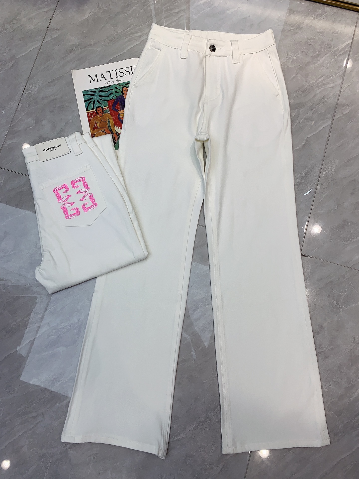 Givenchy Logo Print White Denim Jeans - Stylish, Comfortable, and Flattering 2 i1747712800677 6852 0 0