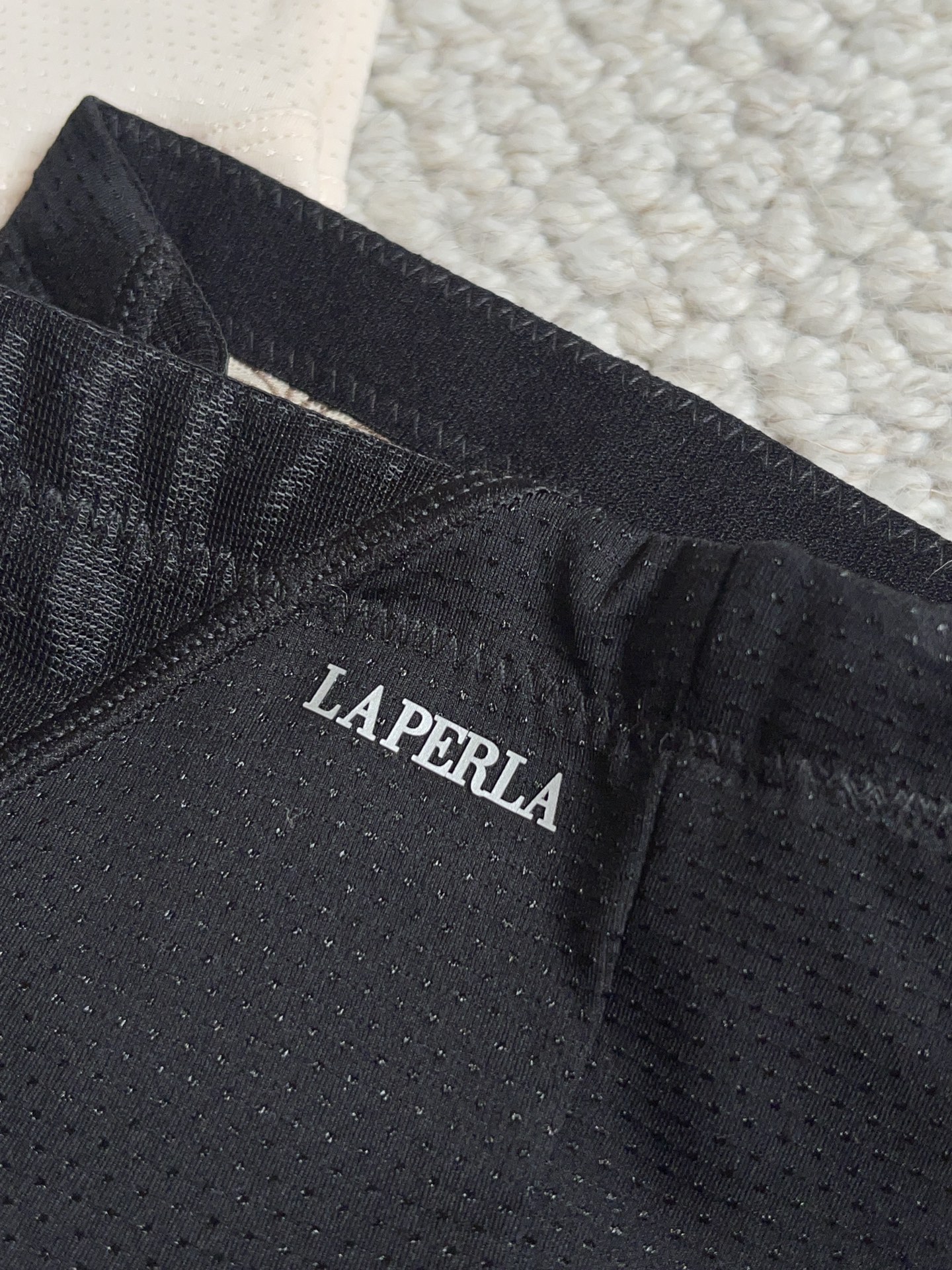 LaPerla新款美体轻塑热能收腹内裤 带你解锁黄金比例的秘密！【款号】【颜色】经典黑 经典肤【尺码】M