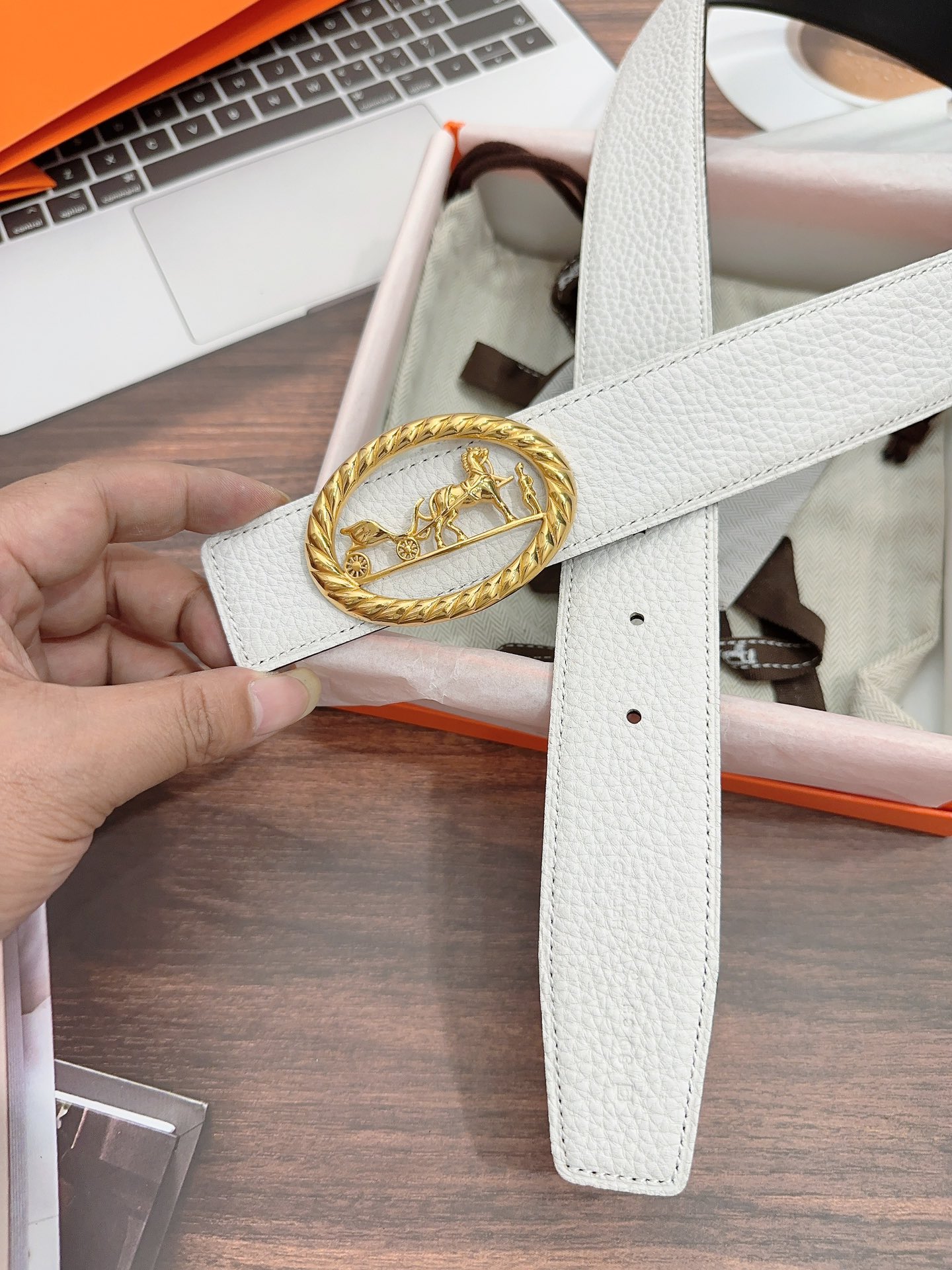 p391 Purchased a real grade Hermes, a horse-skin belt, double-headed cow skin, 3.8 cm wide - 图片 2