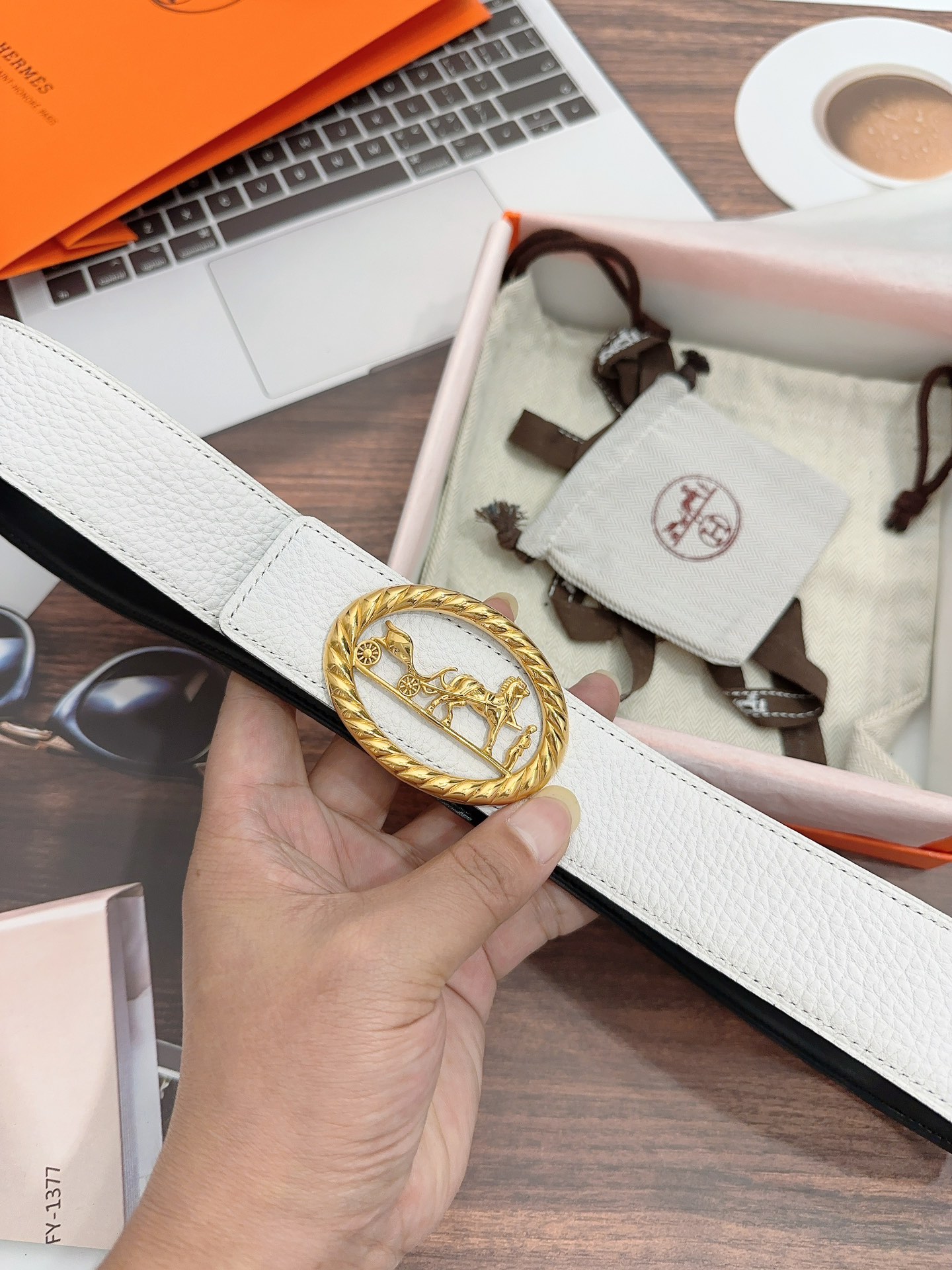 p391 Purchased a real grade Hermes, a horse-skin belt, double-headed cow skin, 3.8 cm wide - 图片 3
