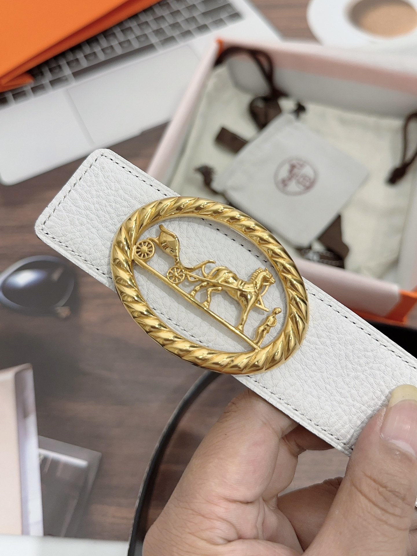 p391 Purchased a real grade Hermes, a horse-skin belt, double-headed cow skin, 3.8 cm wide - 图片 5