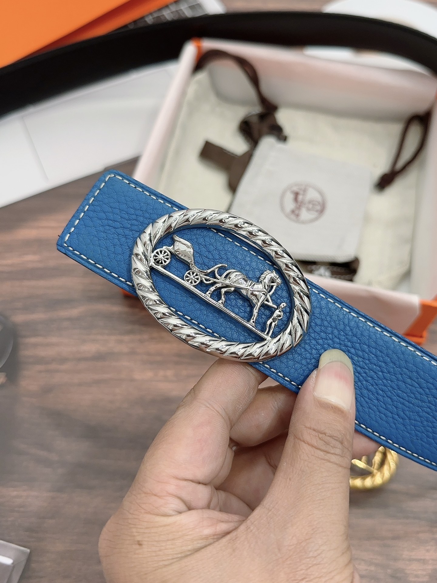 p391 Purchased a real grade Hermes, a horse-skin belt, double-headed cow skin, 3.8 cm wide - 图片 5