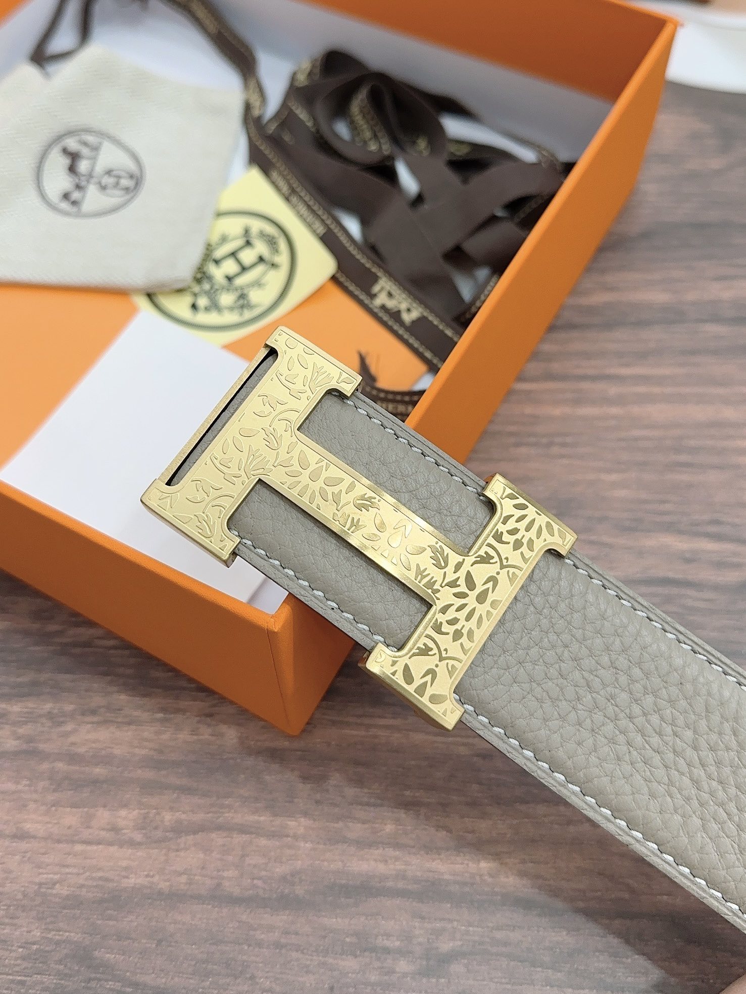 Hermes爱马仕进口双面荔纹皮带3.8cm宽度