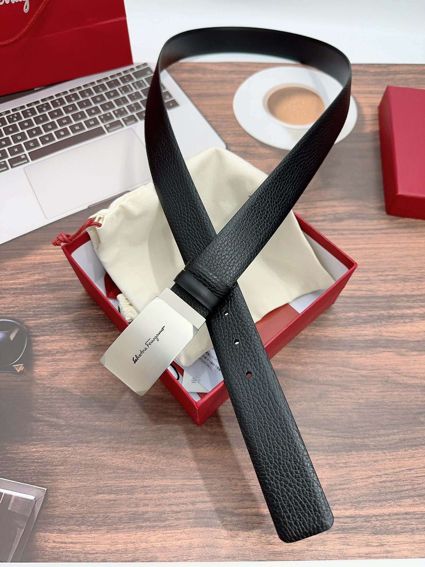 [Ferragamo Belts]Ferragamo authentic size 3.5cm, original leather, business si