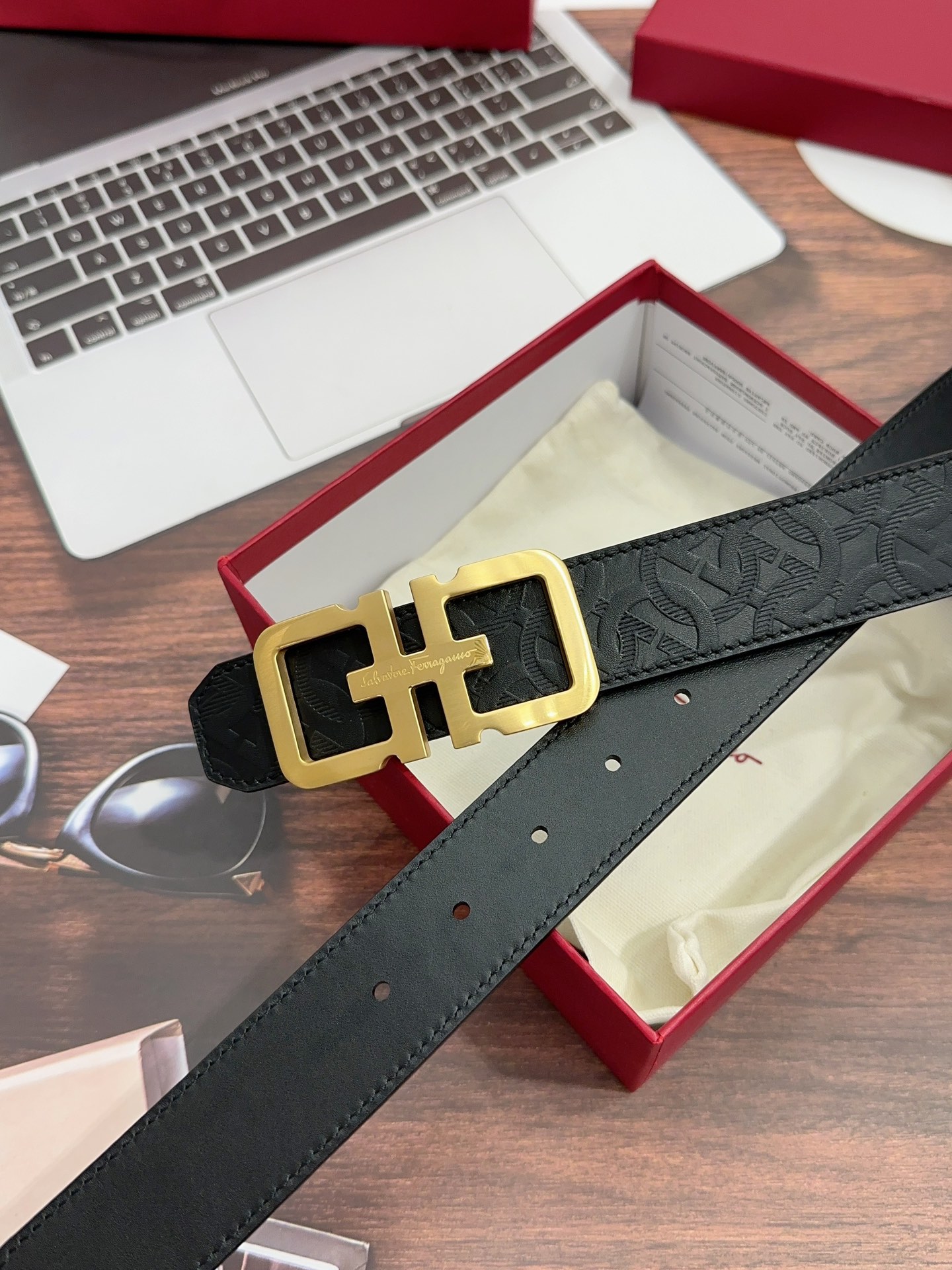 [Ferragamo Belts]Ferragamo 3.5cm Italian original leather material is simple a