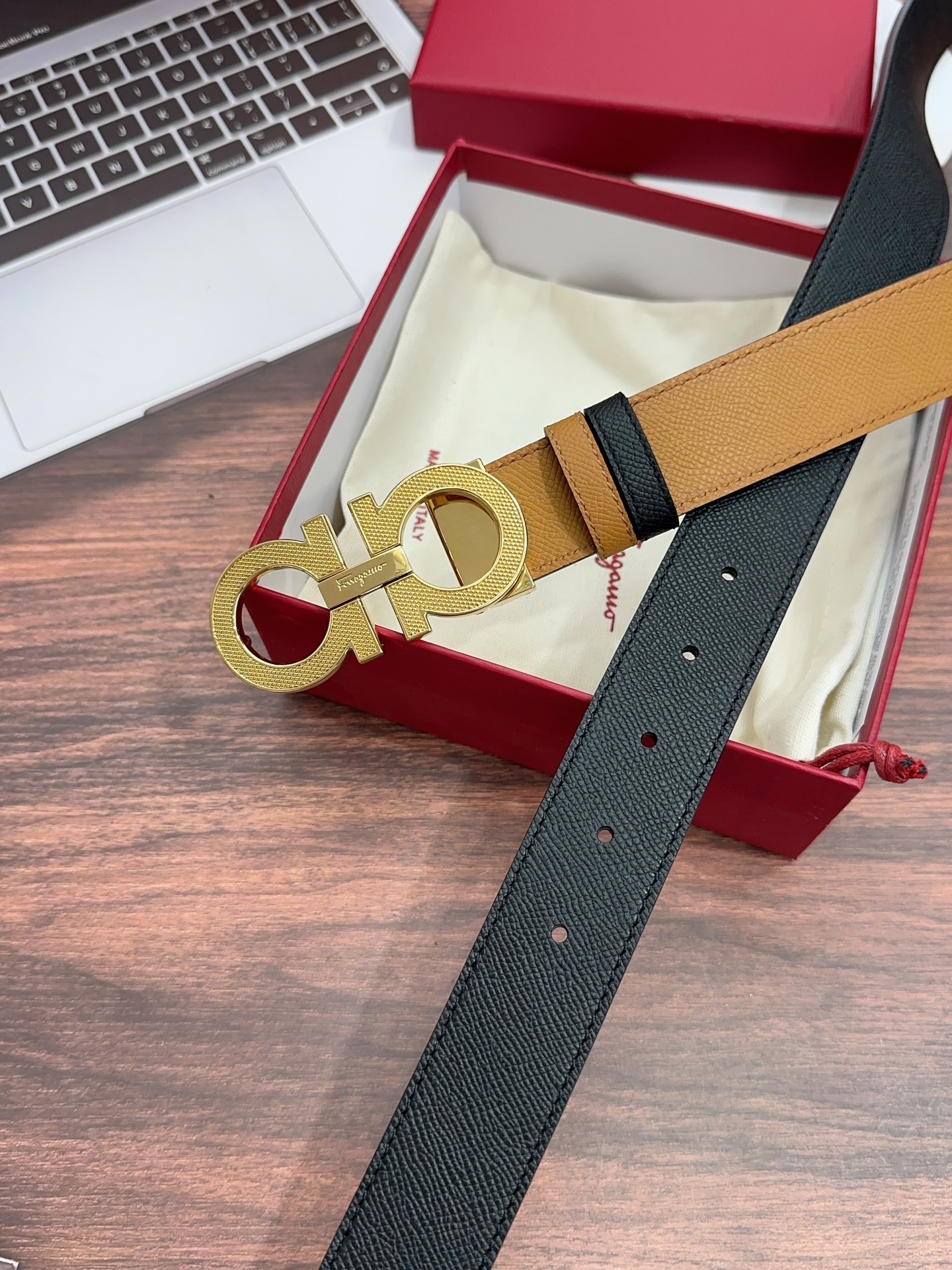 [Ferragamo Belts]Ferragamo 3.5cm Italian original leather material is simple a