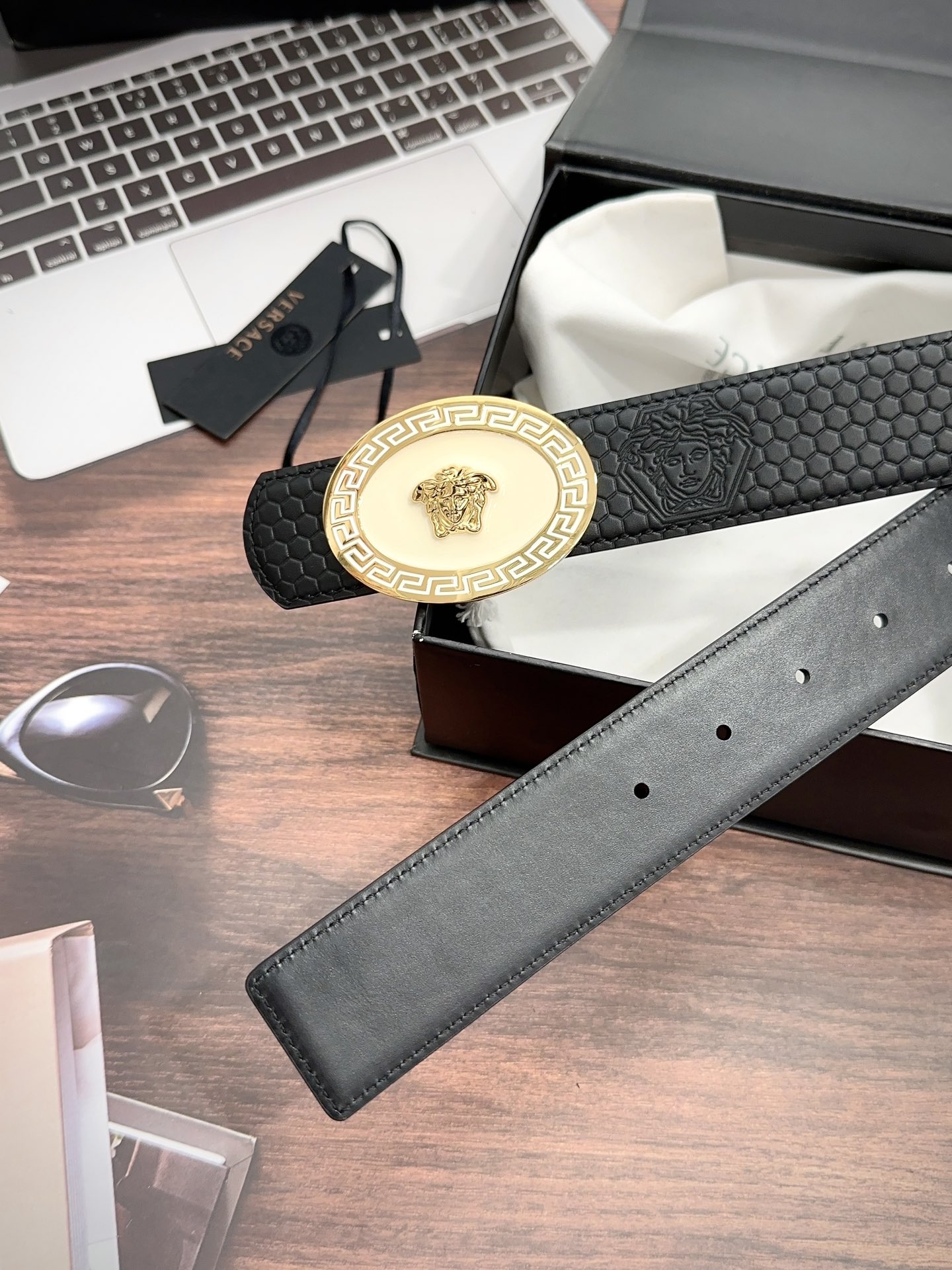 [Versace Belts]Versace leather belt Width:3.8CM, decorated with classic Medusa