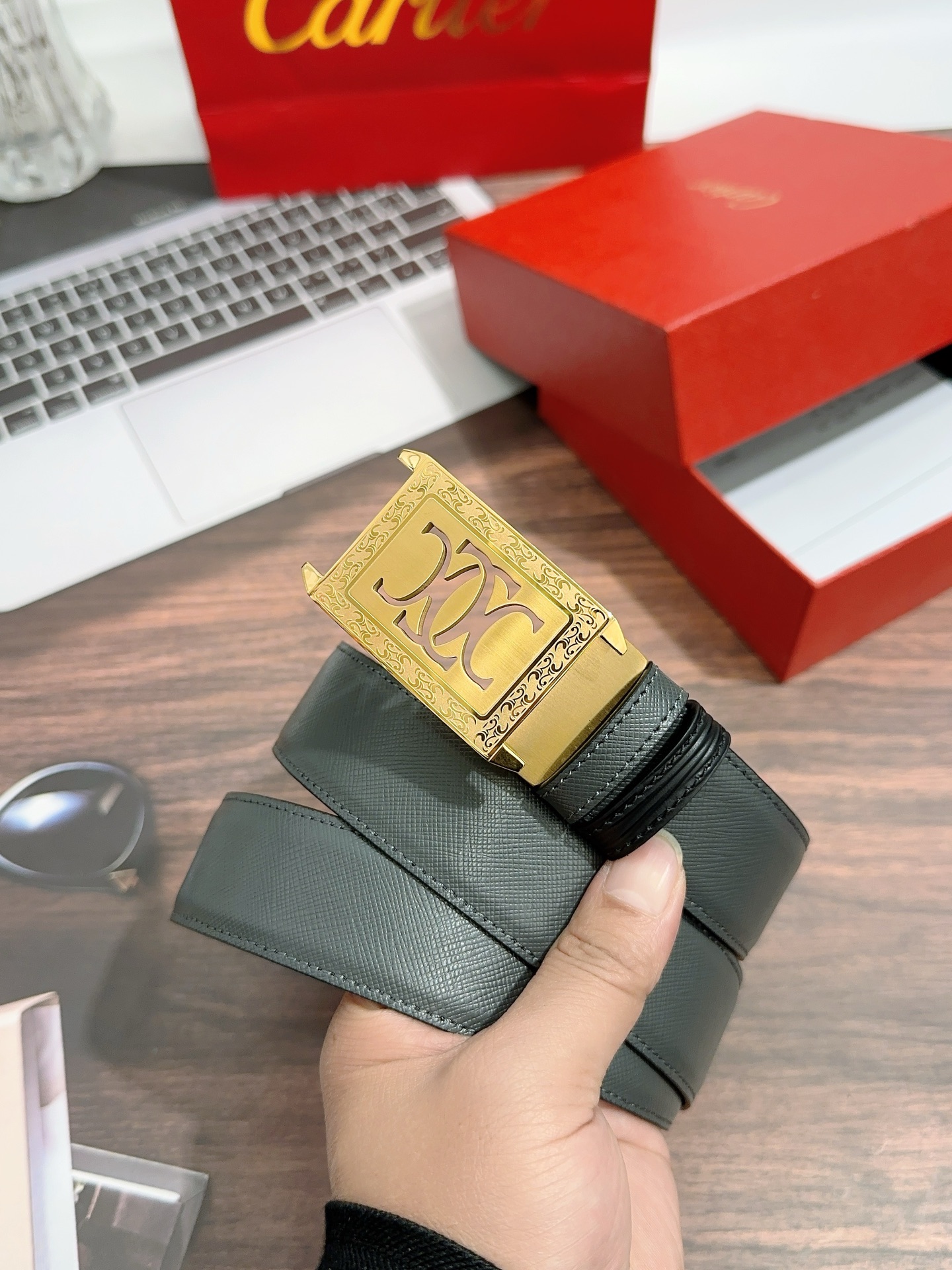 Imported Oxen Leather Men’s Regular 3.5cm Calcium Belt Purchase (20 words)