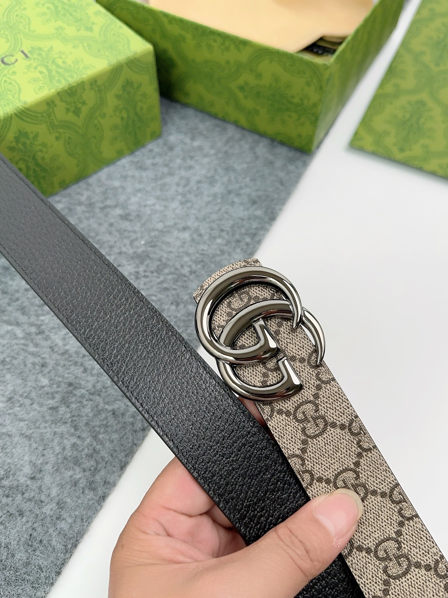 GUCCI  專櫃獨家品質35毫米 演繹時尚經典   