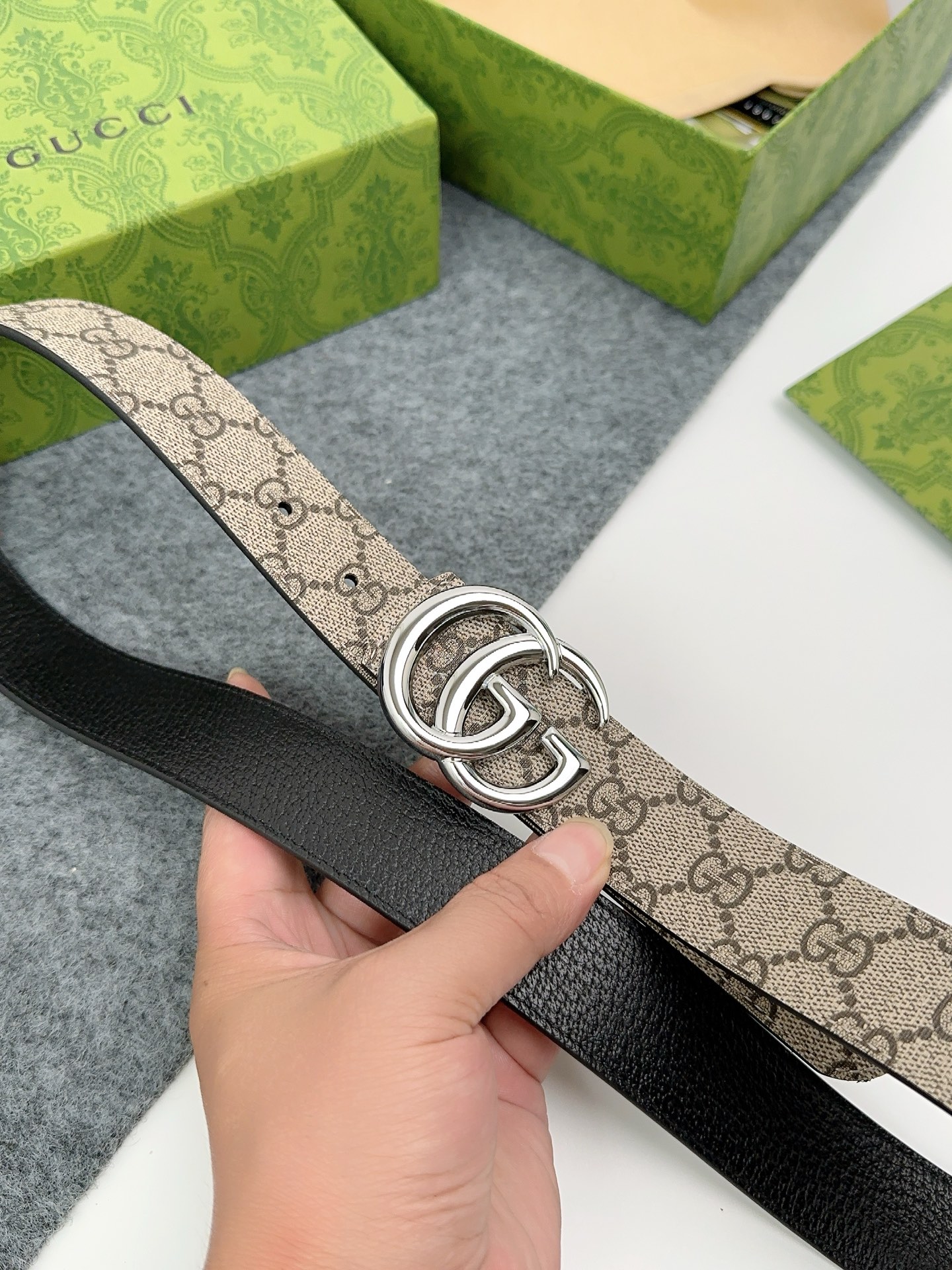 GUCCI  專櫃獨家品質35毫米 演繹時尚經典  