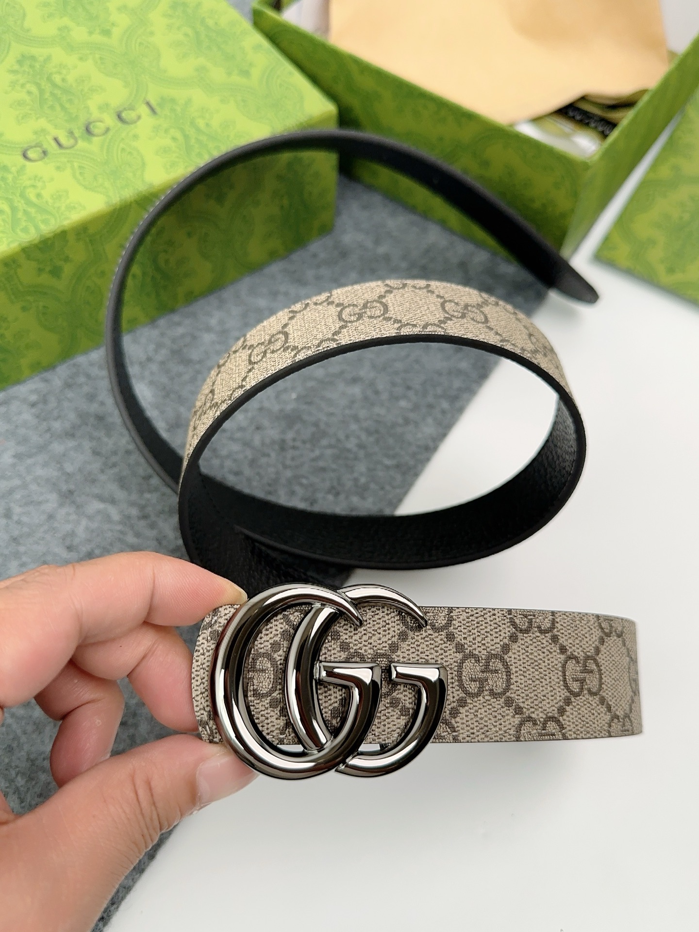 GUCCI  專櫃獨家品質35毫米 演繹時尚經典   