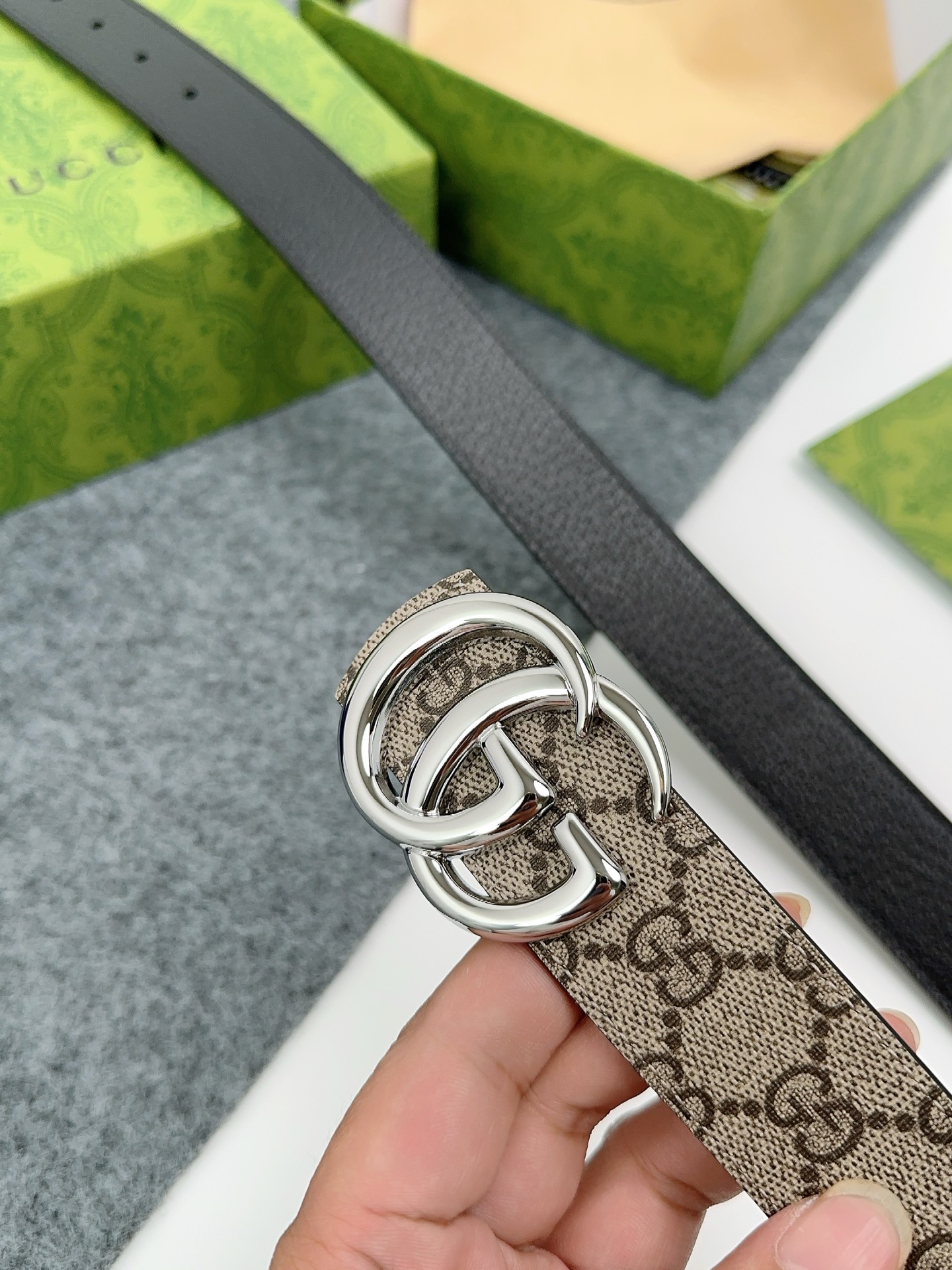 GUCCI  專櫃獨家品質35毫米 演繹時尚經典  