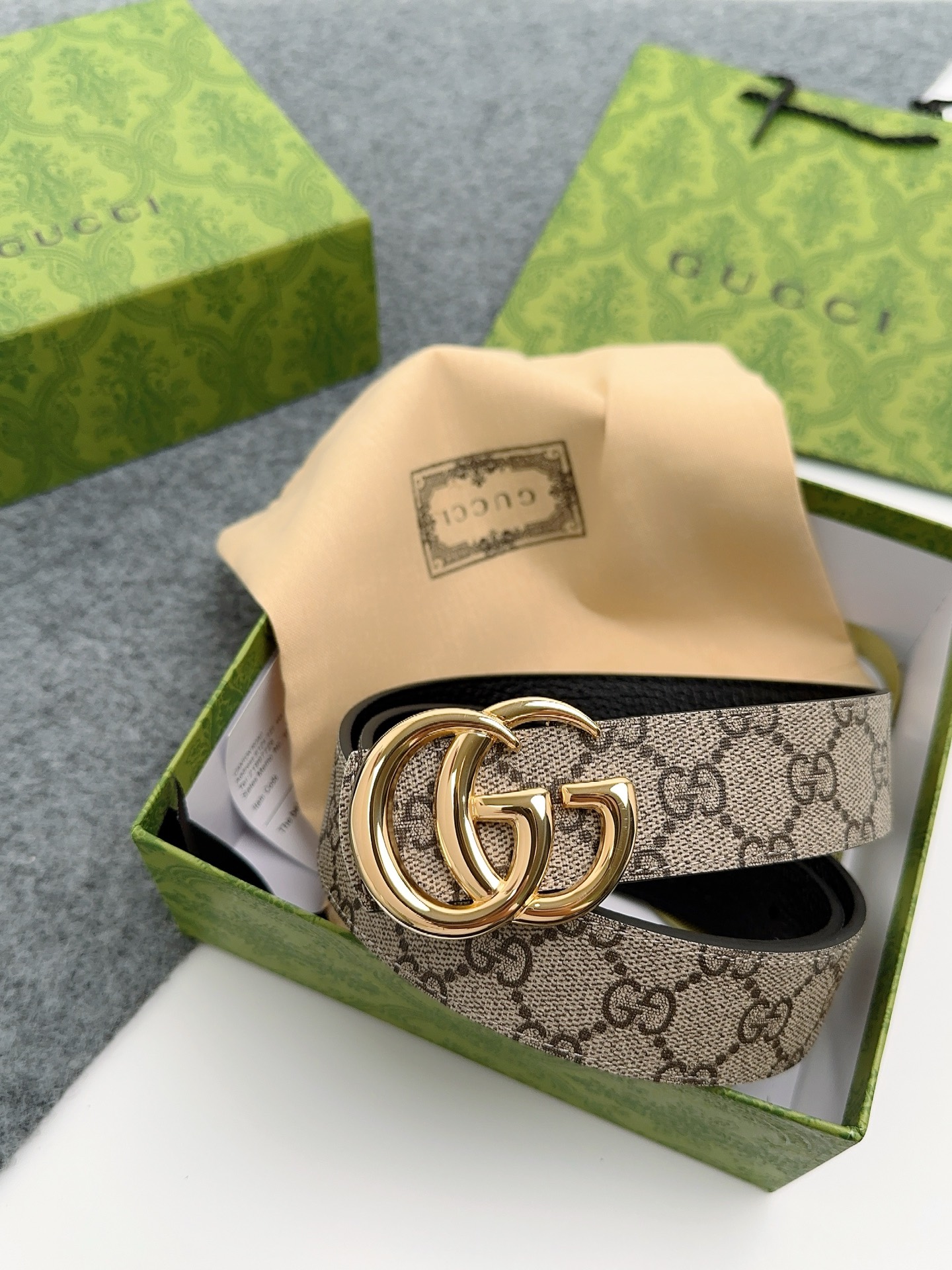 GUCCI  專櫃獨家品質35毫米 演繹時尚經典   