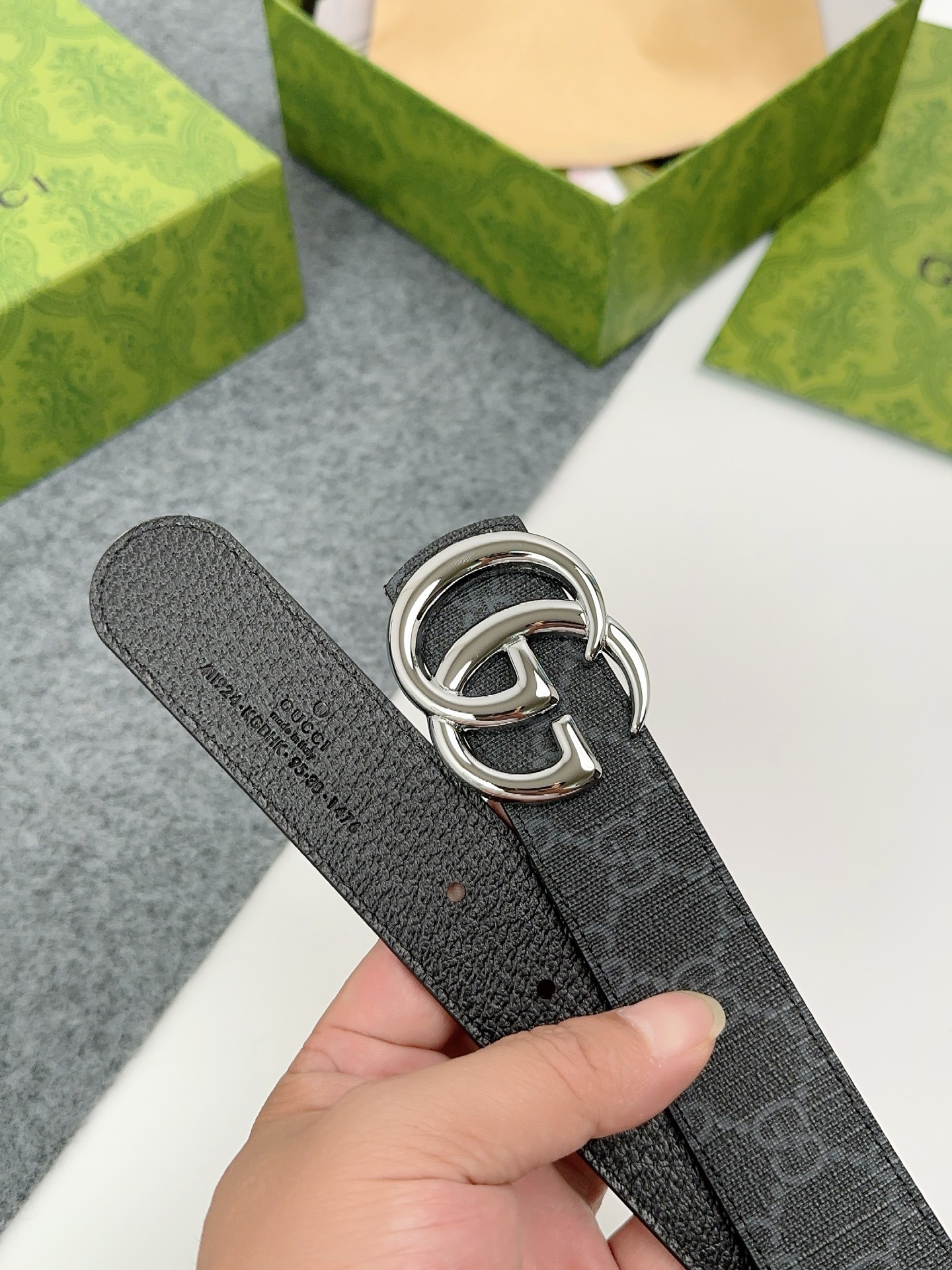 GUCCI  專櫃獨家品質35毫米 演繹時尚經典   