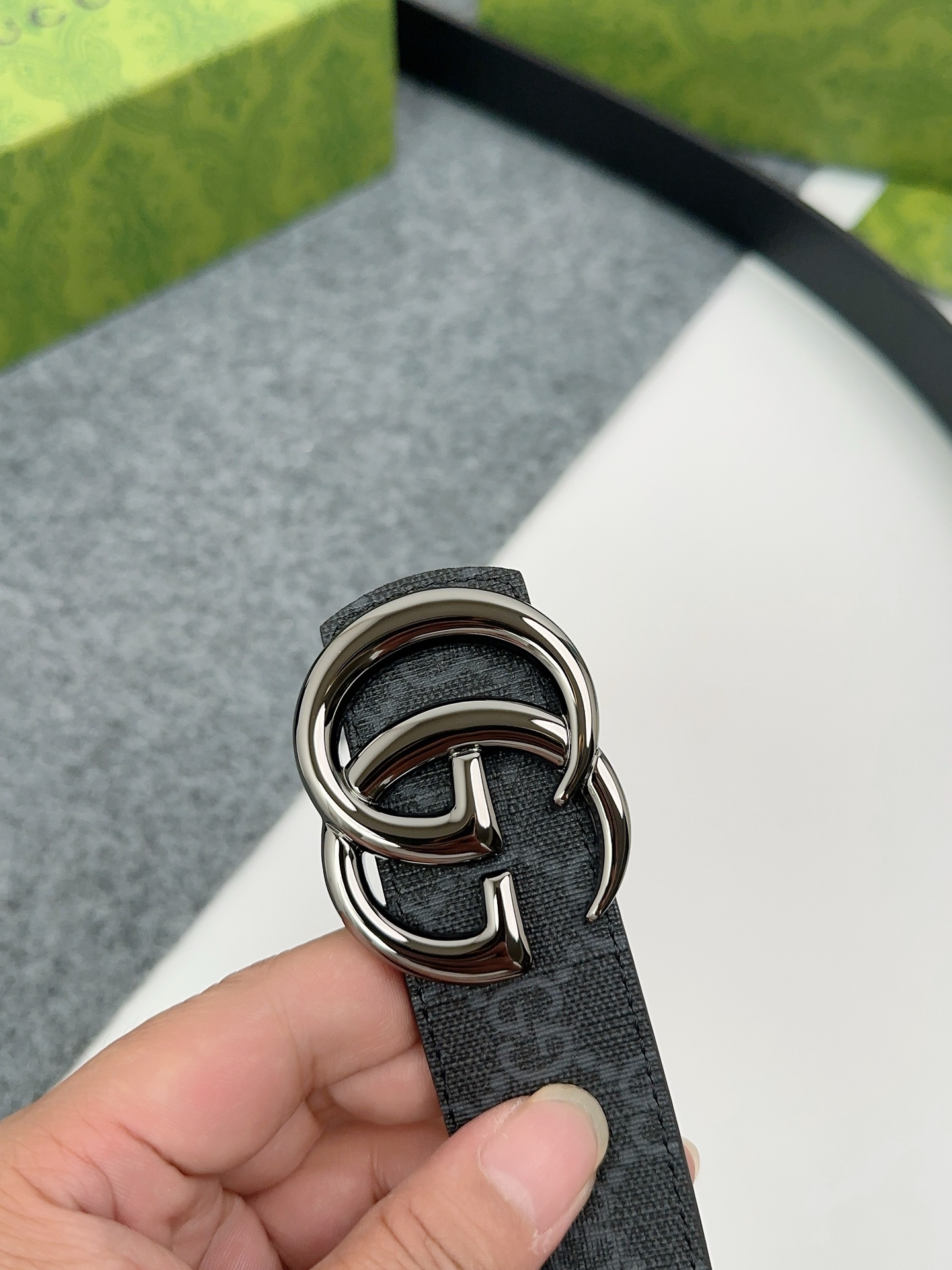 GUCCI  專櫃獨家品質35毫米 演繹時尚經典   