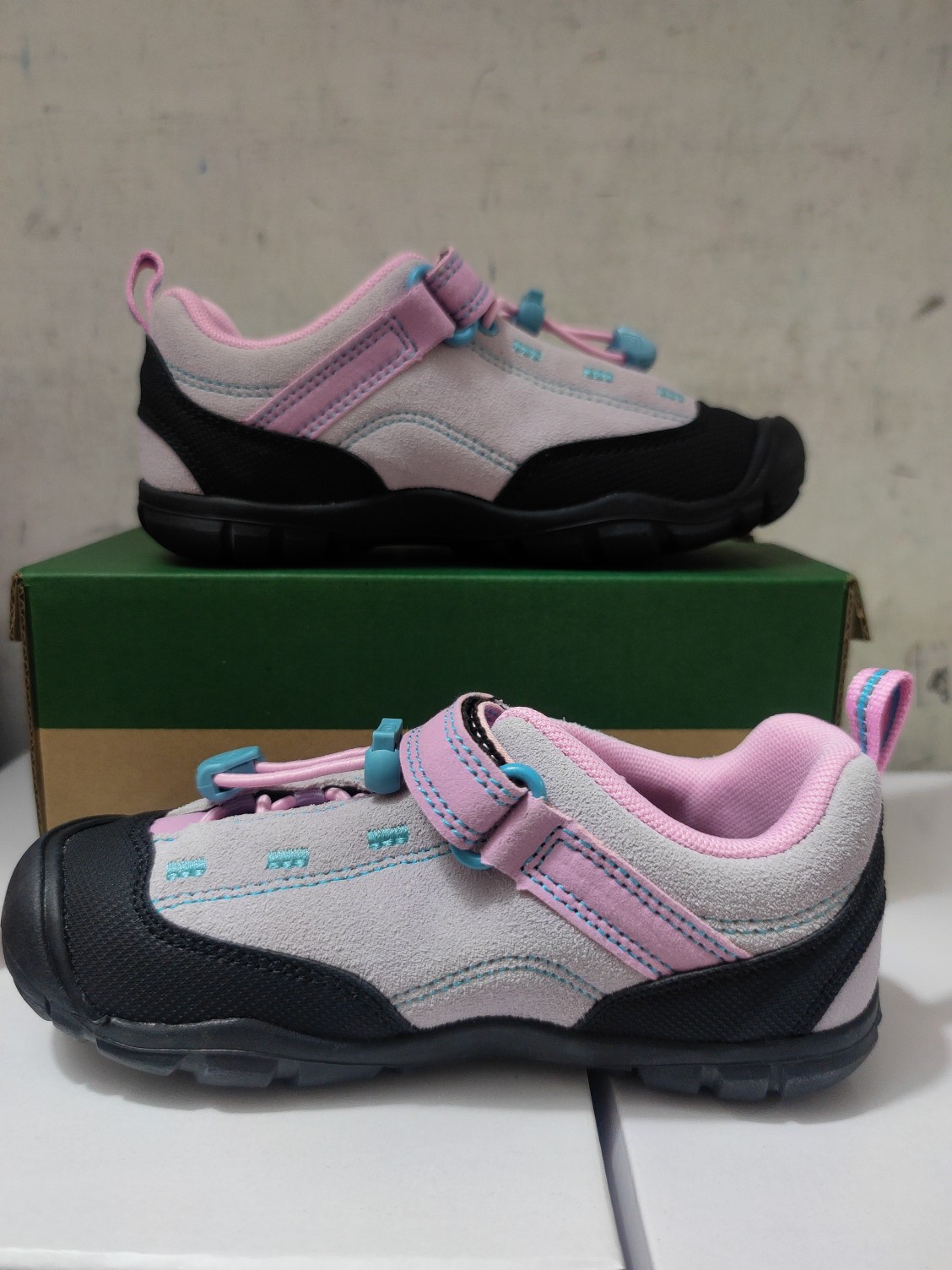 图片[2]-新色😍出 ， 编码：1029423 KEEN 登山鞋24-37 头层麂皮面料防水效果超好 高级感满满 内部搭配的也是鞋垫中的天花板欧仕莱！外出游玩穿它真的就是超级舒服的一天🙈-选品中心