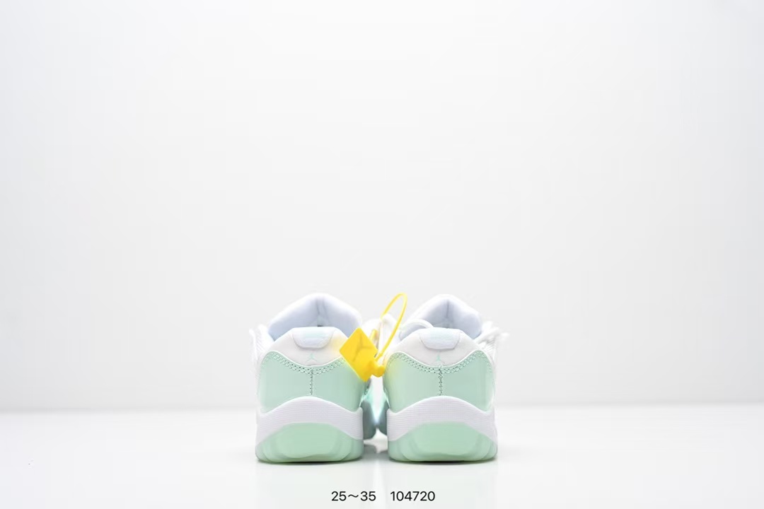 图片[3]-Jordan/乔丹 中大童学生的潮流童鞋❗️潮爹潮妈追寻的单品🎁采用贴膜牛培皮革鞋面材质，中底钢印及缜密拉帮效果❗️耐克乔丹Nike Air Jordan 11 Retro 乔丹中帮复古休闲文化篮球鞋\” 类型：童鞋 尺码：25 26 27 28 29 30 31 32 33 34 35-选品中心