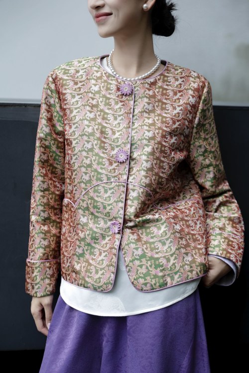 Handmade Silk Brocade Jacket with Chrysanthemum Knot Buttons - Elegant Outerwear 1 Handmade Silk Brocade Jacket with Chrysanthemum Knot Buttons - Elegant Outerwear