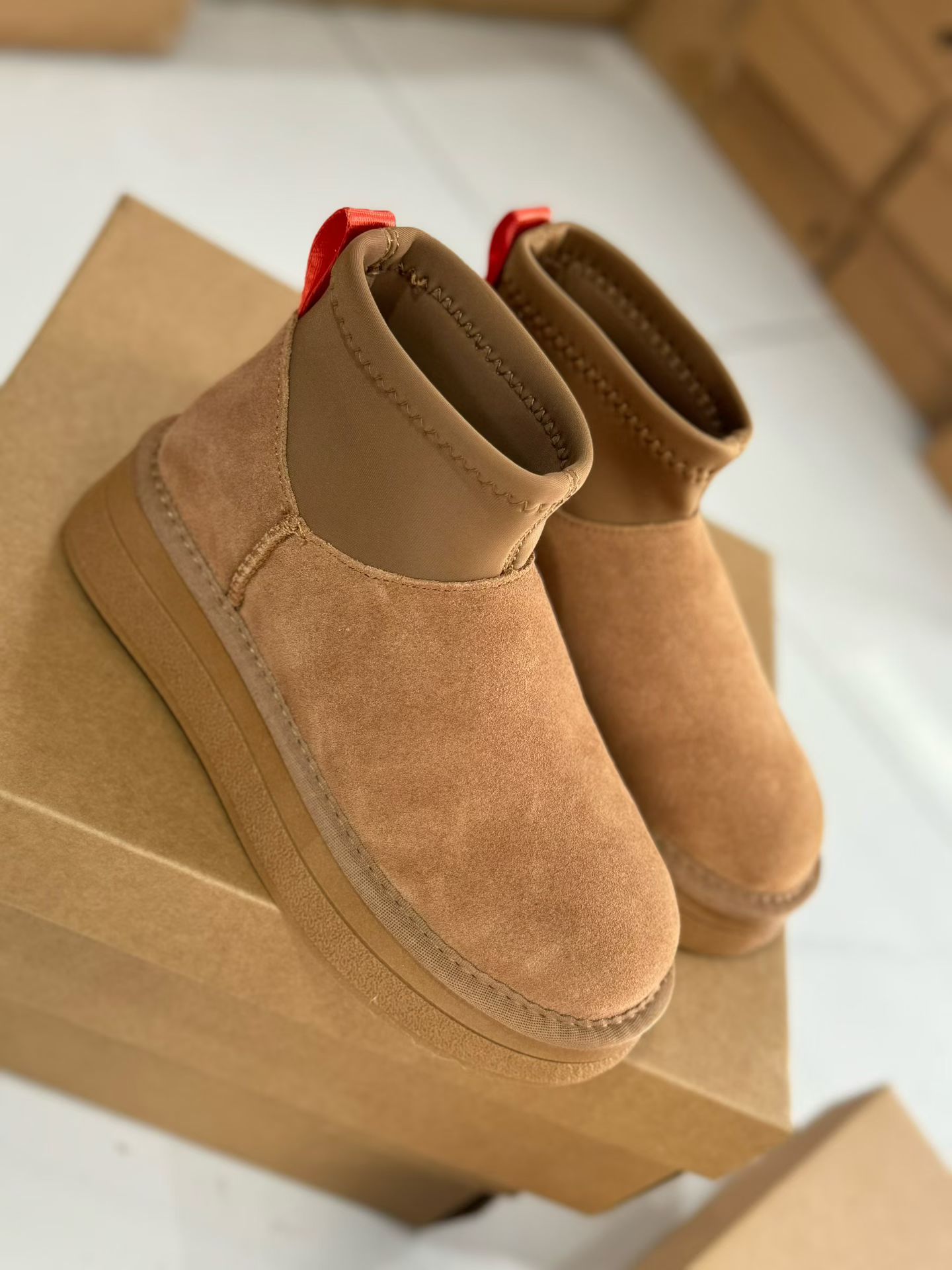 _d-99stKZRh1cbklUu_i6B0F1SQUP9WcijQ1AyFg