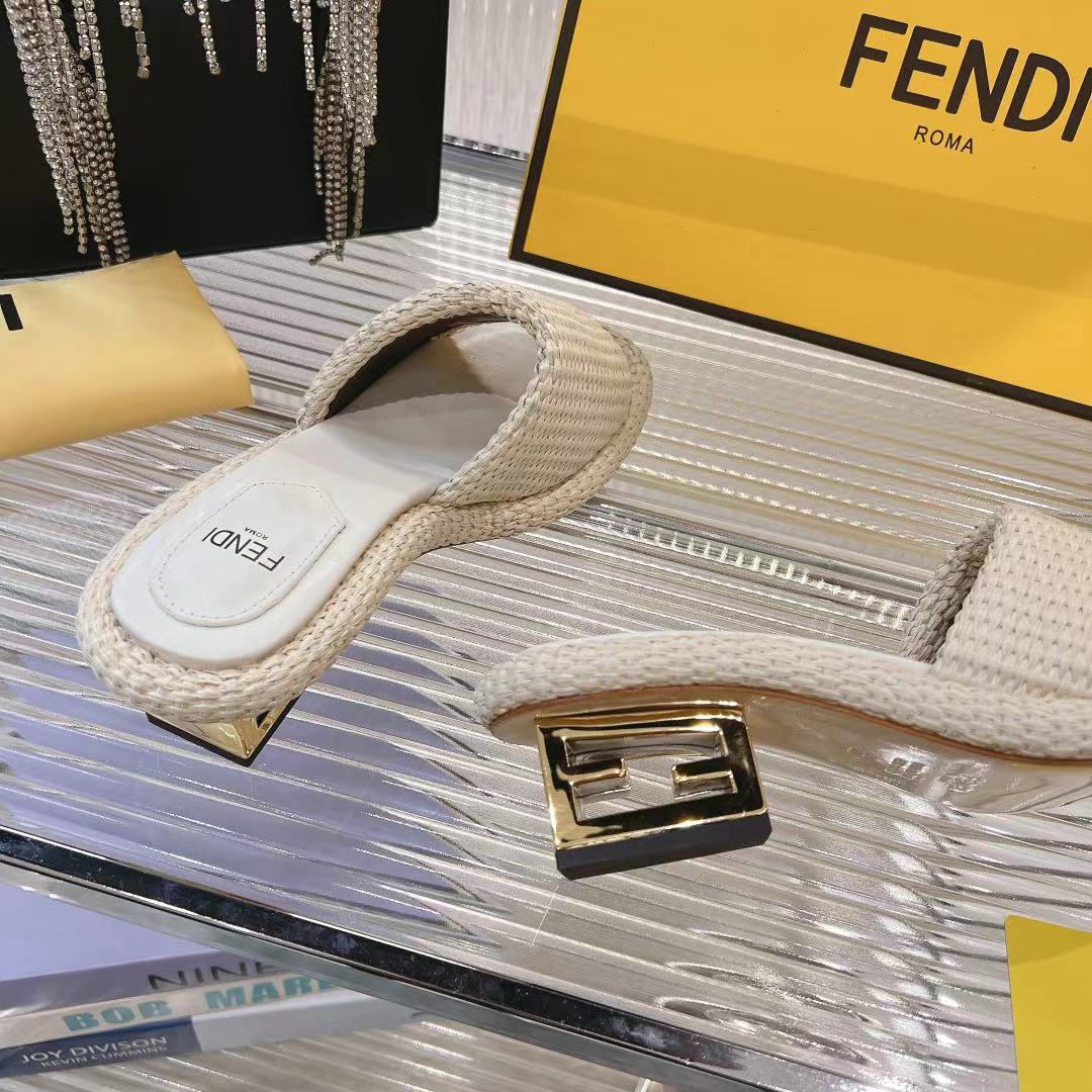 Fendi Women's Raffia Platform Slide Sandals | Comfortable & Stylish Summer Shoes 8 i1718481018 2744 0