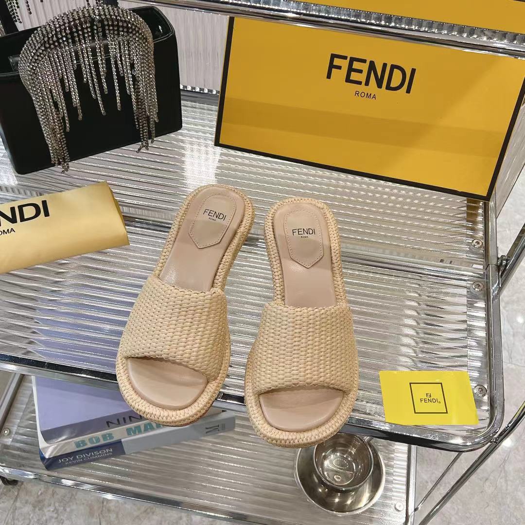 Fendi Water Platform Woven Raffia Heeled Sandals Beige | Comfortable & Stylish 4 i1720547766 1274 0