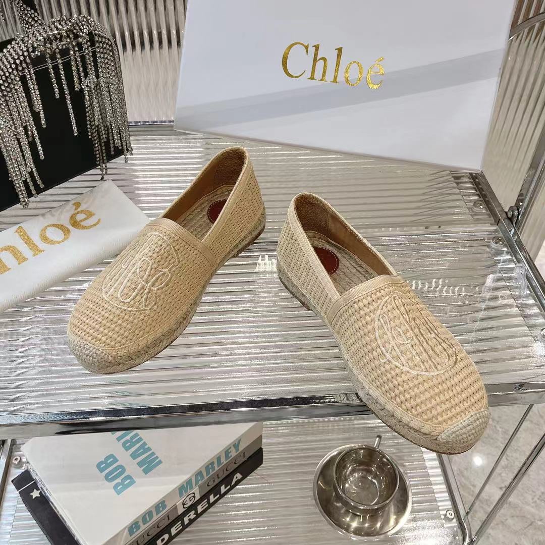 Chloé Espadrille Flats: Beige Woven Raffia Loafers with Embroidered Logo 4 i1725030968 2193 0