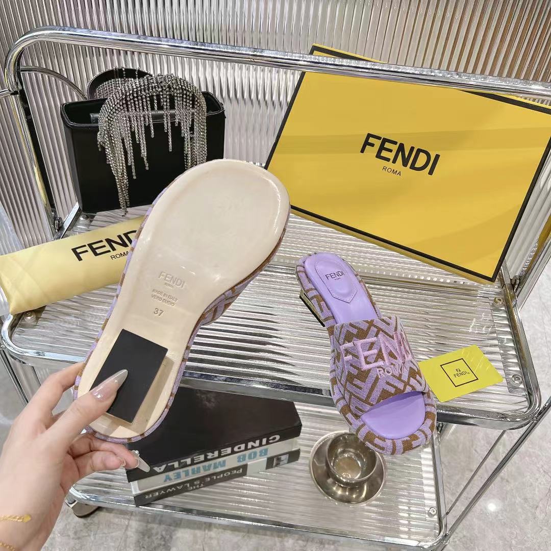 Fendi FF Platform Slides: Elevate Your Style with Comfort and Iconic Design 9 i1740933154102 3176 0 7