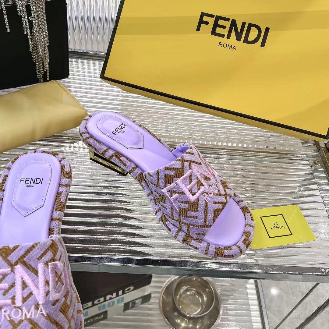Fendi FF Platform Slides: Elevate Your Style with Comfort and Iconic Design 7 i1740933155054 1226 0 5