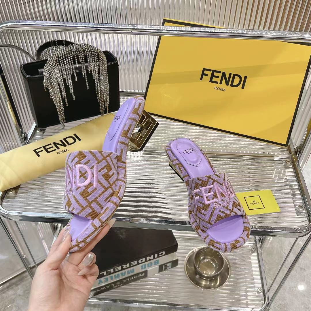 Fendi FF Platform Slides: Elevate Your Style with Comfort and Iconic Design 1 Fendi FF Platform Slides: Elevate Your Style with Comfort and Iconic Design