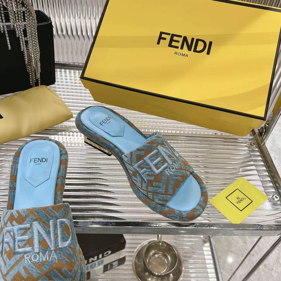 Fendi Roma Platform Slides: Stylish, Comfortable, and Uniquely Designed 10 i1740933311375 3099 0 8