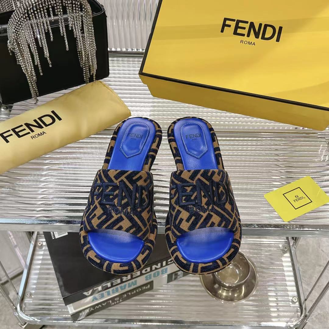Fendi FF Platform Slides Sandals, New Mules with Water Platform Design 4 i1740933442363 6140 0 1