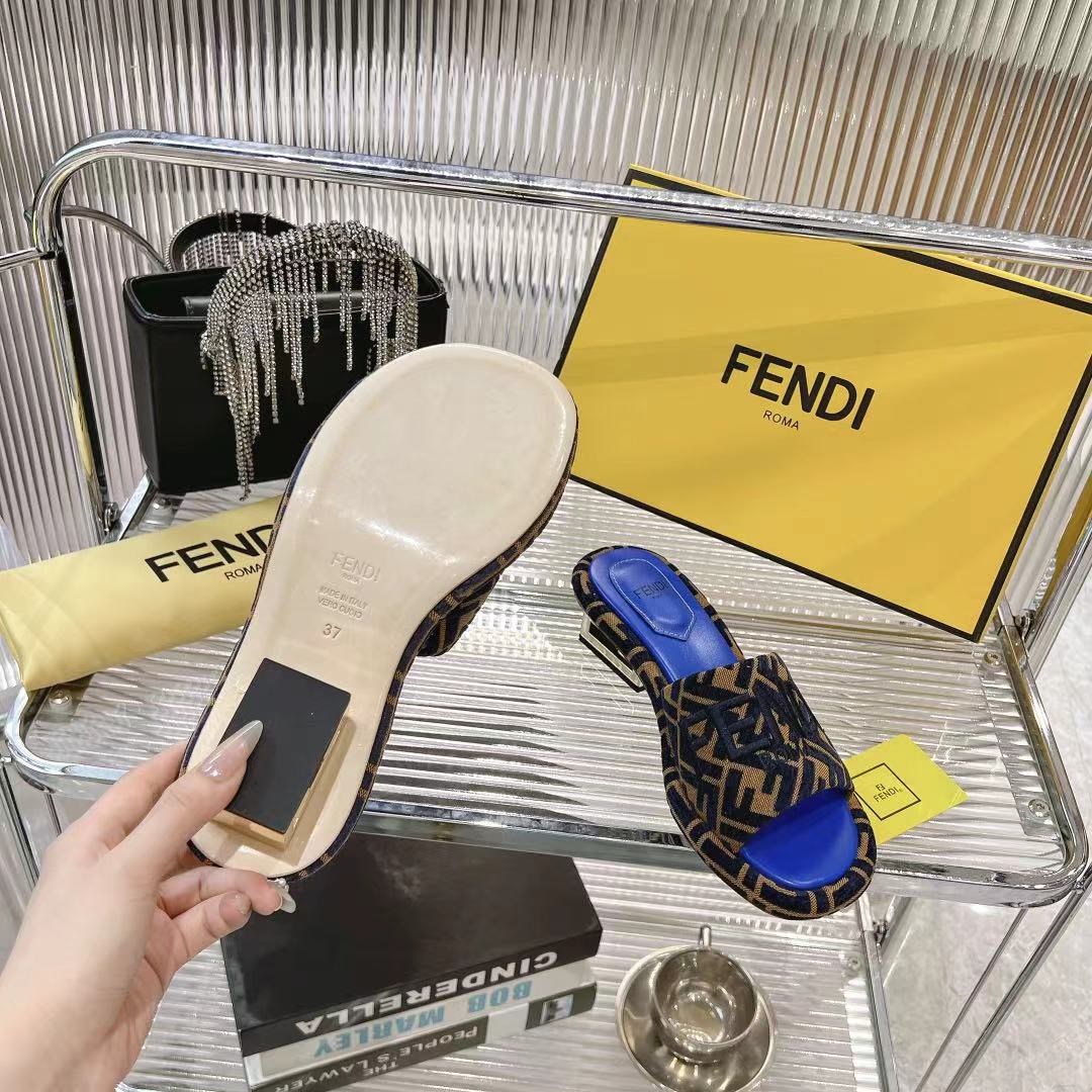 Fendi FF Platform Slides Sandals, New Mules with Water Platform Design 9 i1740933442363 6793 0 7