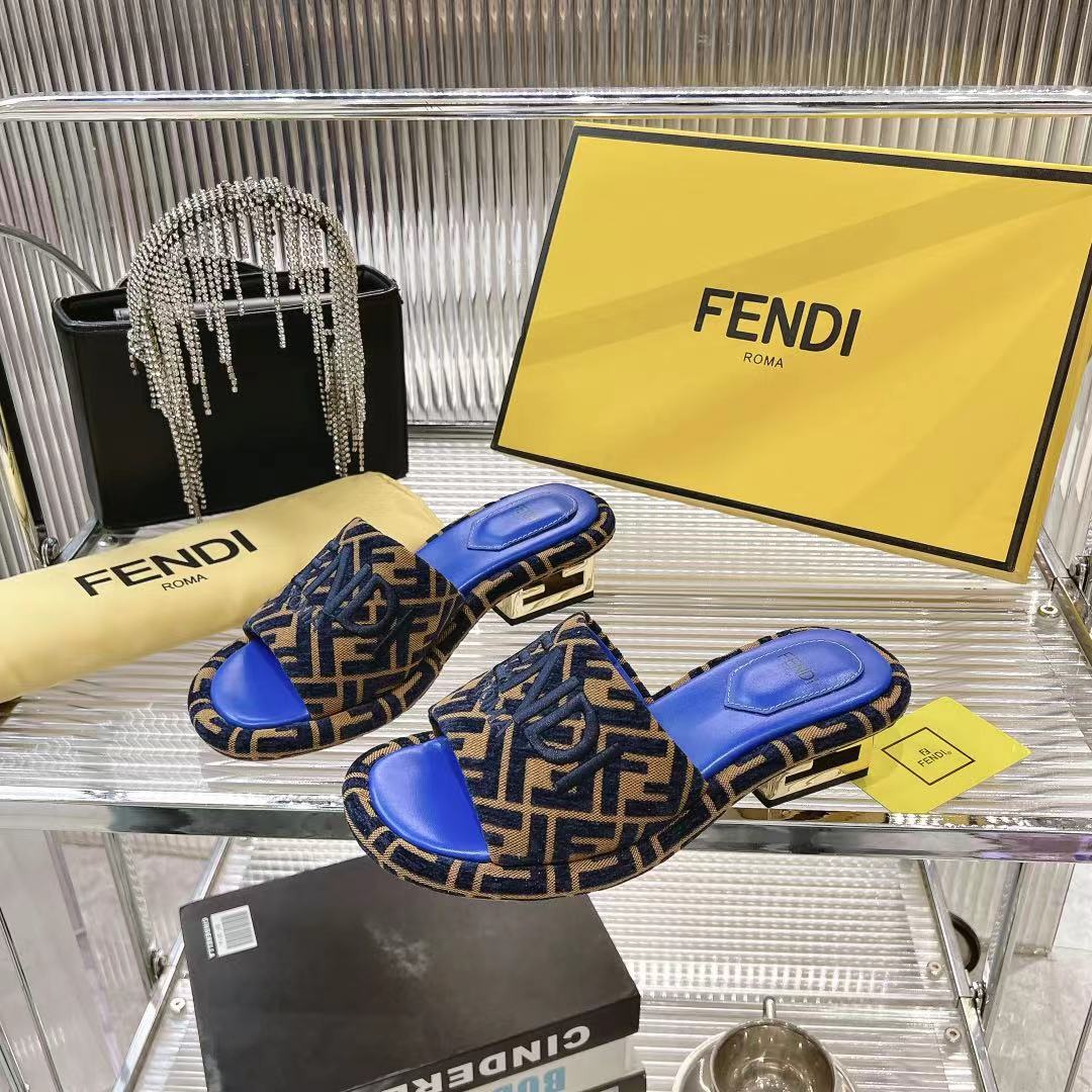 Fendi FF Platform Slides Sandals, New Mules with Water Platform Design 3 i1740933442364 3126 0 0