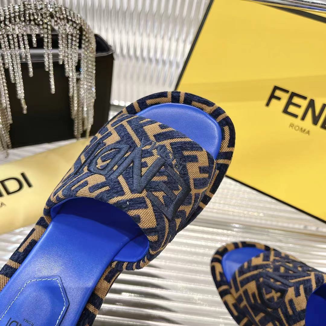 Fendi FF Platform Slides Sandals, New Mules with Water Platform Design 10 i1740933442364 6687 0 8