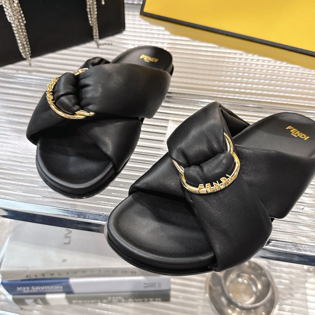 Fendi 25SS FF Flat Leather Sandals - Comfortable & Stylish Summer Slides 9 i1742410035331 4964 0 7