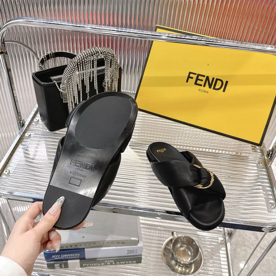 Fendi 25SS FF Flat Leather Sandals - Comfortable & Stylish Summer Slides 10 i1742410036240 2128 0 8