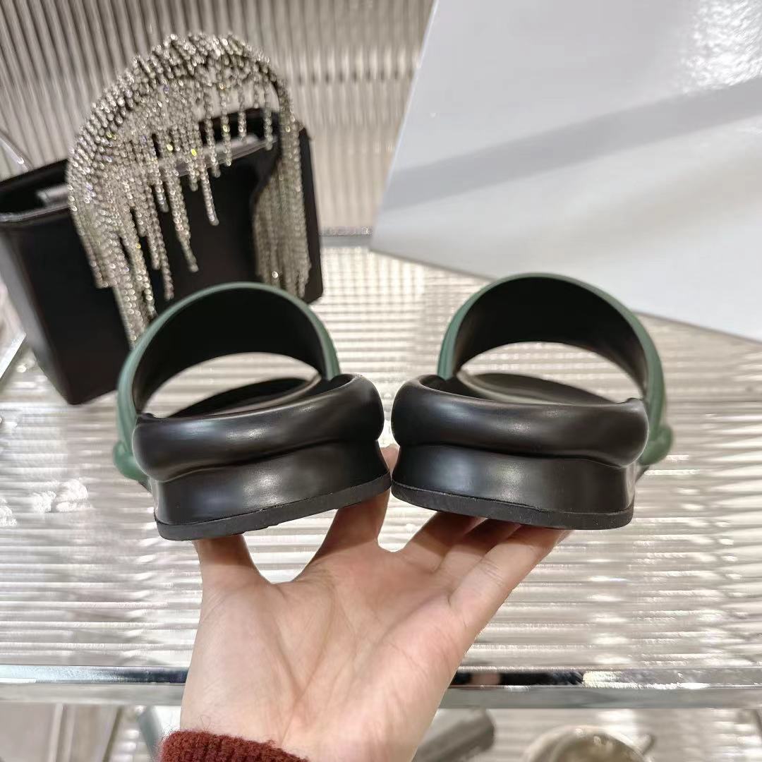 Luxurious Y-3 Slippers: New $252 Early Spring Offer in Various Colors - 图片 7