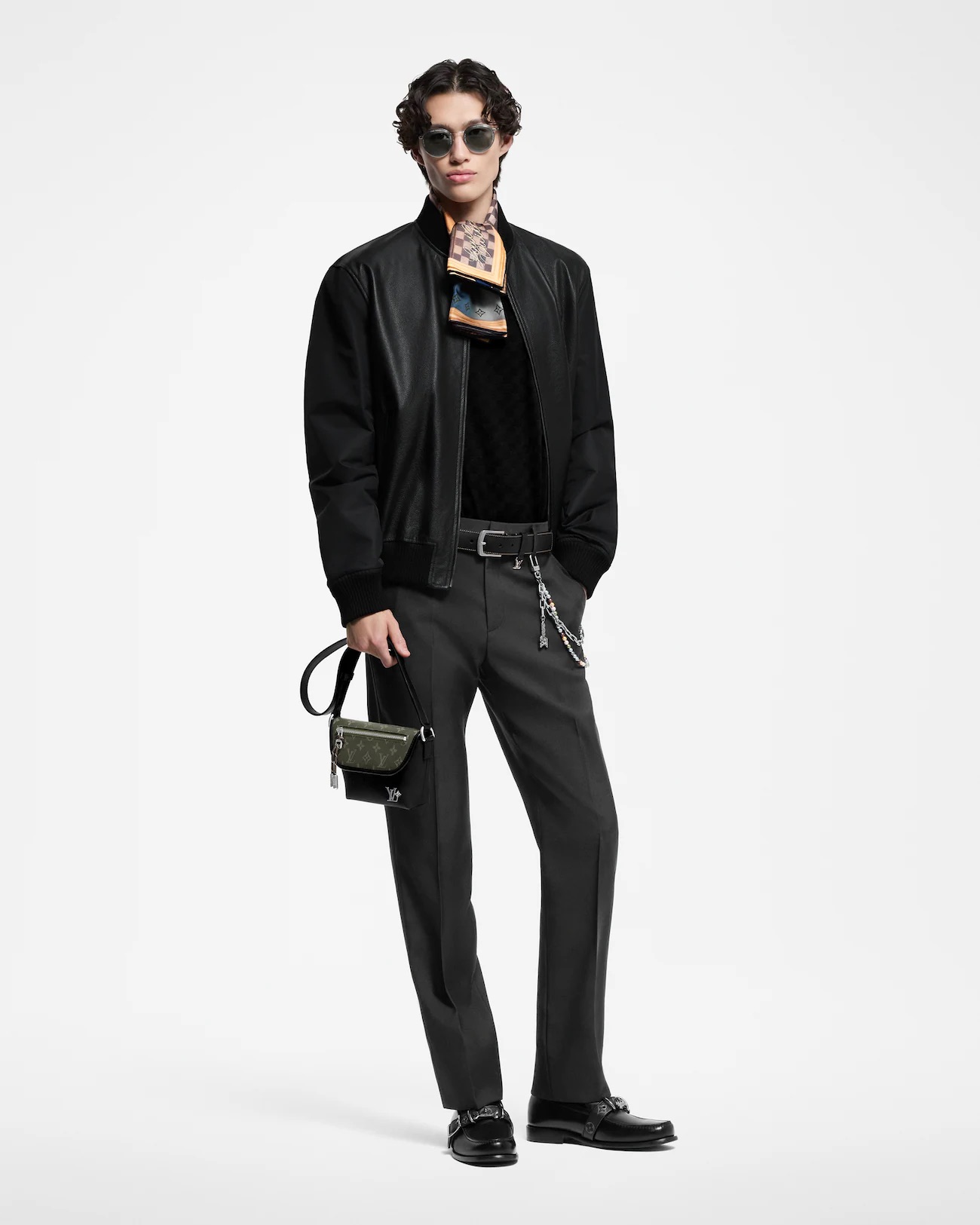  LOUIS VUITTO*
MODEL：Z2608U
SIZE：52口21-145
