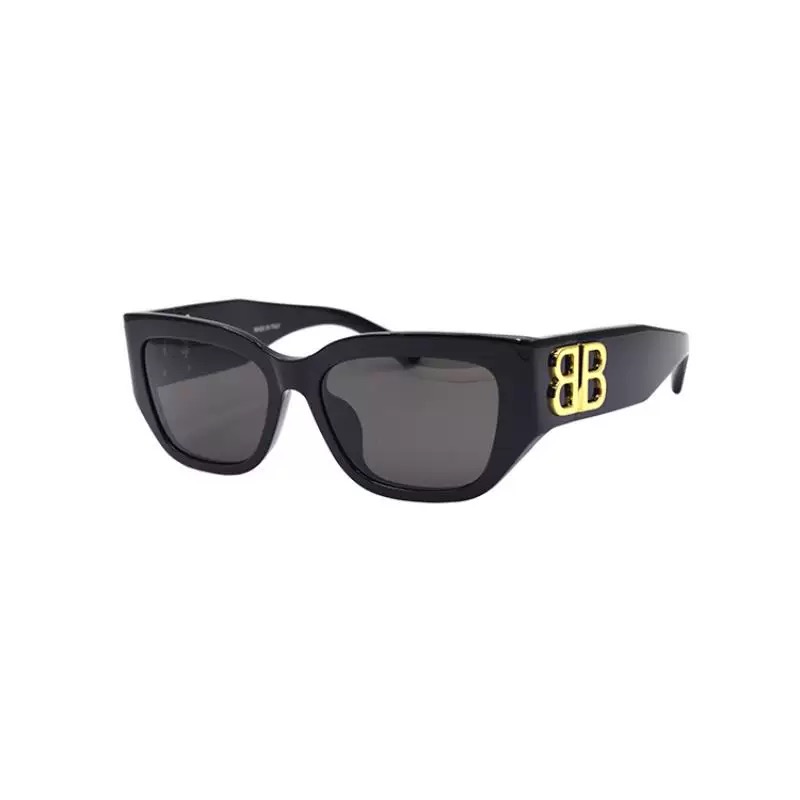  BALENCIAG*
MODEL：BB0361SK
SIZE：56口17-130
