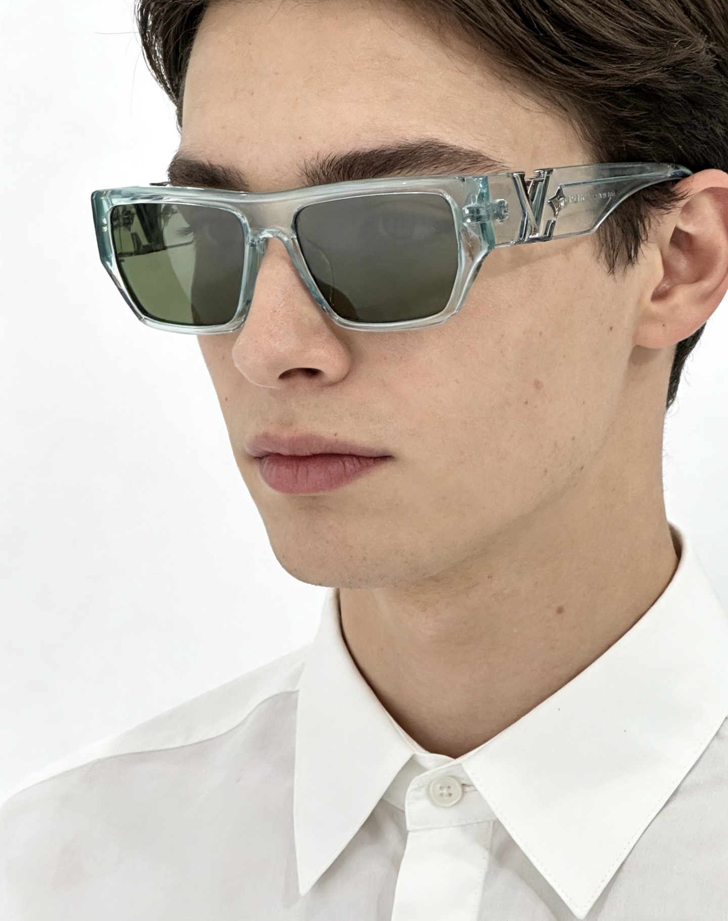 LOUIS VUITTONMOD：Z2873USize：57口18 145