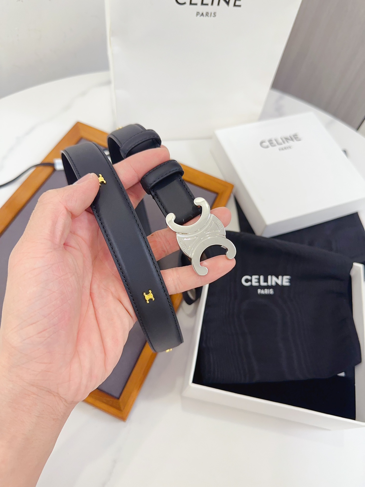 CELINE思琳塞琳全新升级升级全钢五金原厂皮料正品IP电镀钢扣尺寸2.5厘米