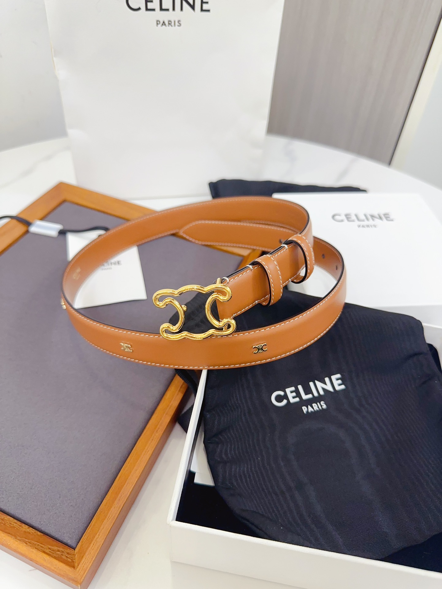 CELINE思琳塞琳全新升级升级全钢五金原厂皮料正品IP电镀钢扣尺寸2.5厘米