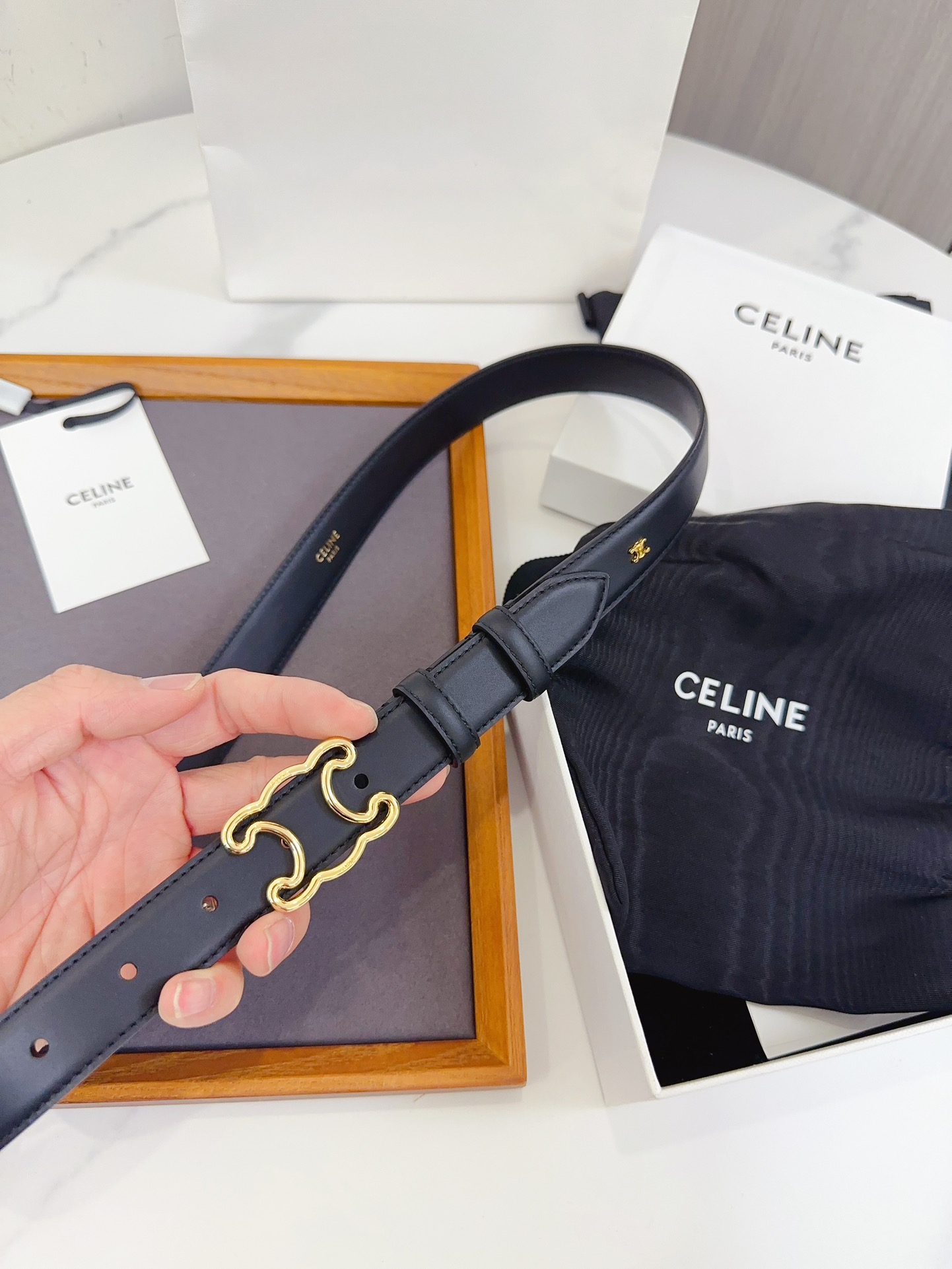 CELINE思琳塞琳全新升级升级全钢五金原厂皮料正品IP电镀钢扣尺寸2.5厘米