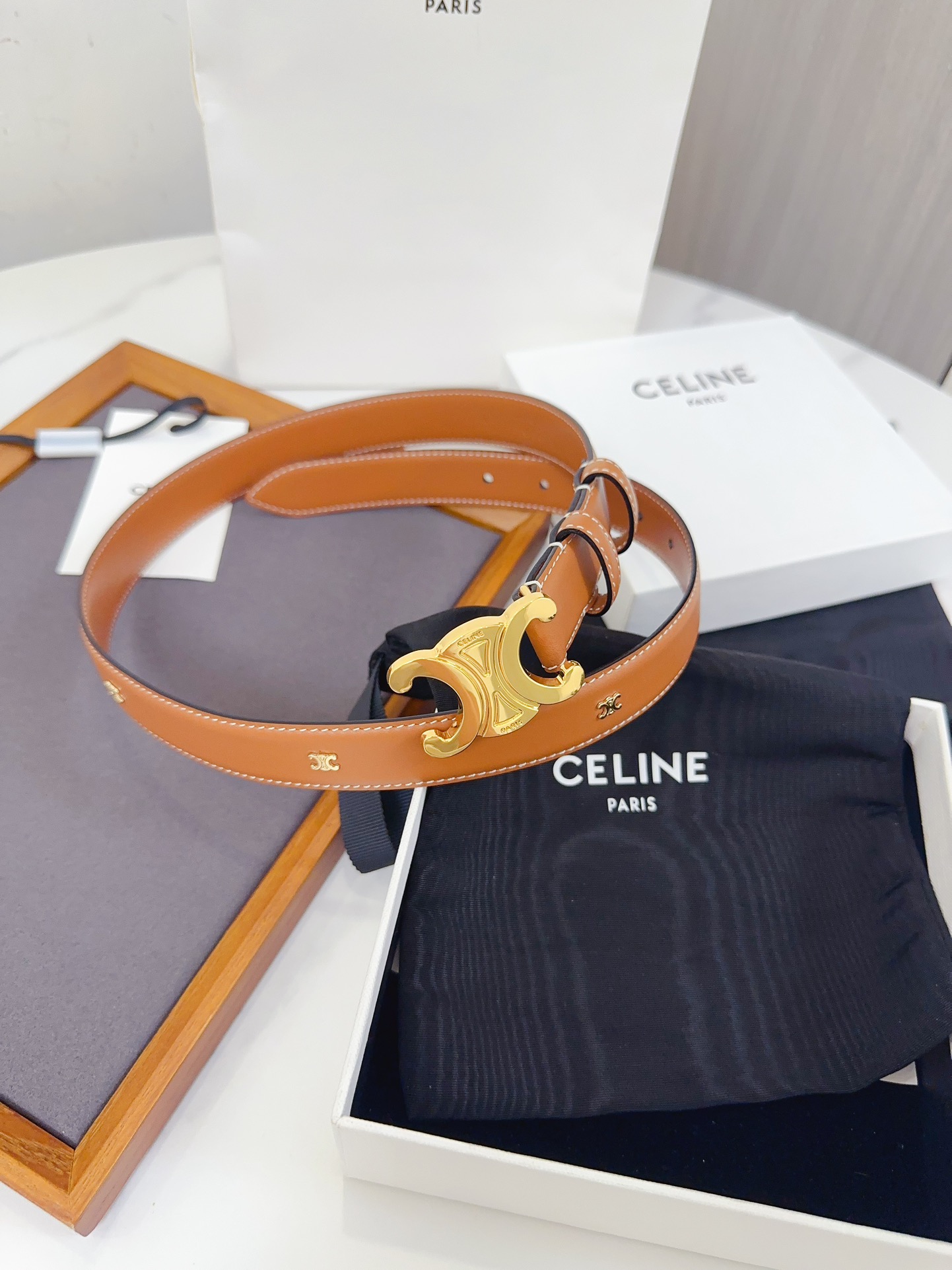 CELINE思琳塞琳全新升级升级全钢五金原厂皮料正品IP电镀钢扣尺寸2.5厘米