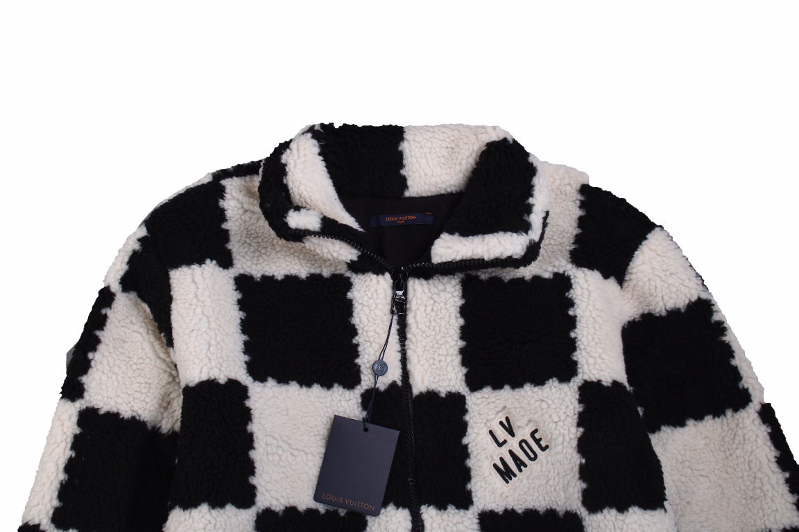 louis vuitton 联名nigo棋盘格羊羔绒夹克 2