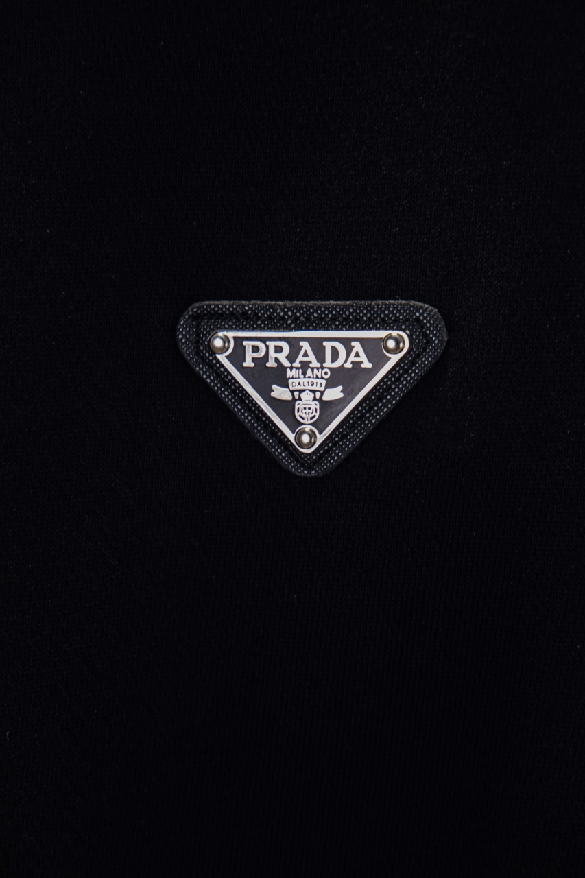 PRADA プラダ胸前立体三角丸首スウェット