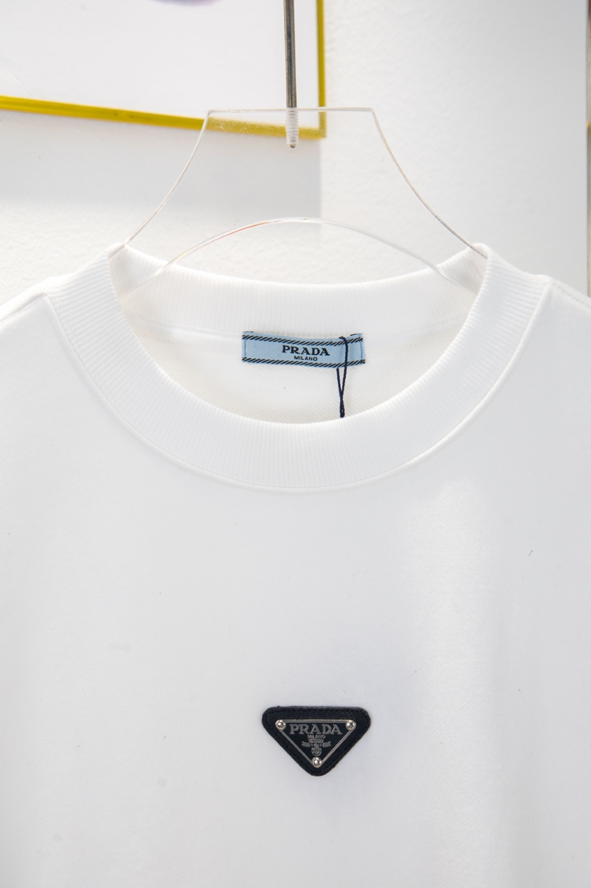 PRADA普拉达立体三角胸前衛衣 - 高品質400克純綿素材