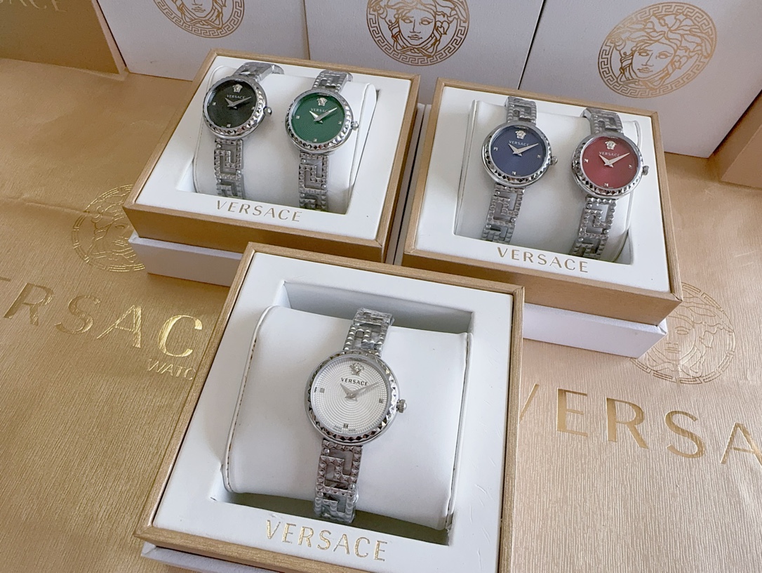 Versace GRECA GODDESS Watch: Dark Charisma, Modden Wave, Stylish Design. - 图片 1