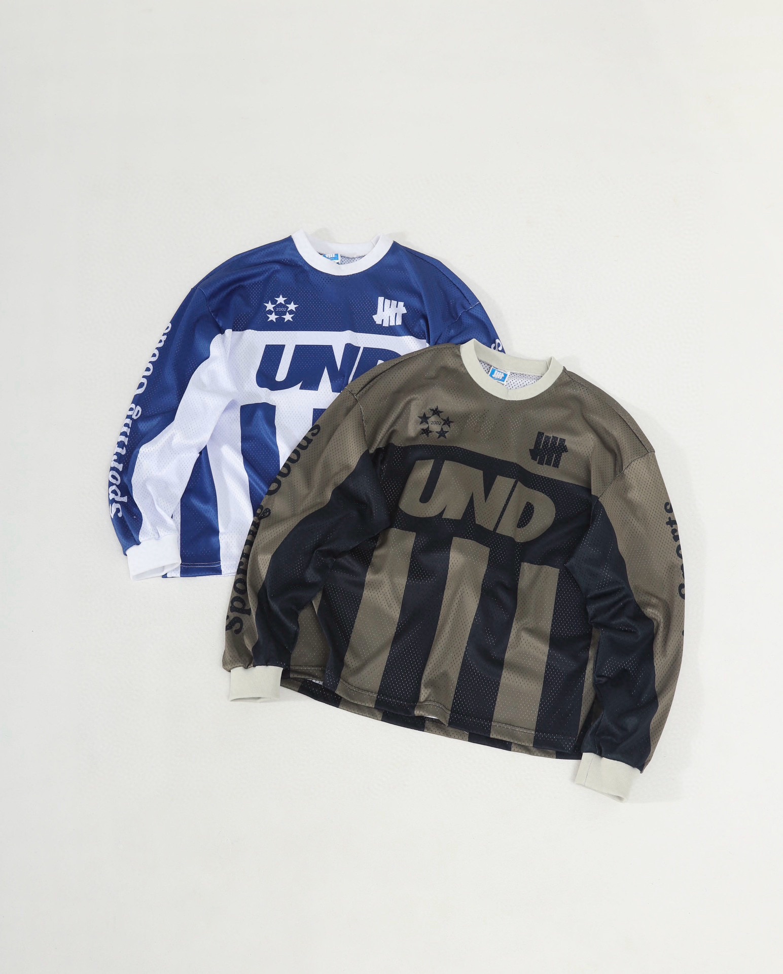 UNDEFEATED五道杠球衣 当下最火足球衣 定织高密网布 裁片印花 定染螺纹 全套辅料原版一致 上身垂感十足 蓝色/咖色 S-XL S衣长71 胸围128 M衣长73 胸围132 L衣长75 胸围136 XL衣长77 胸围140